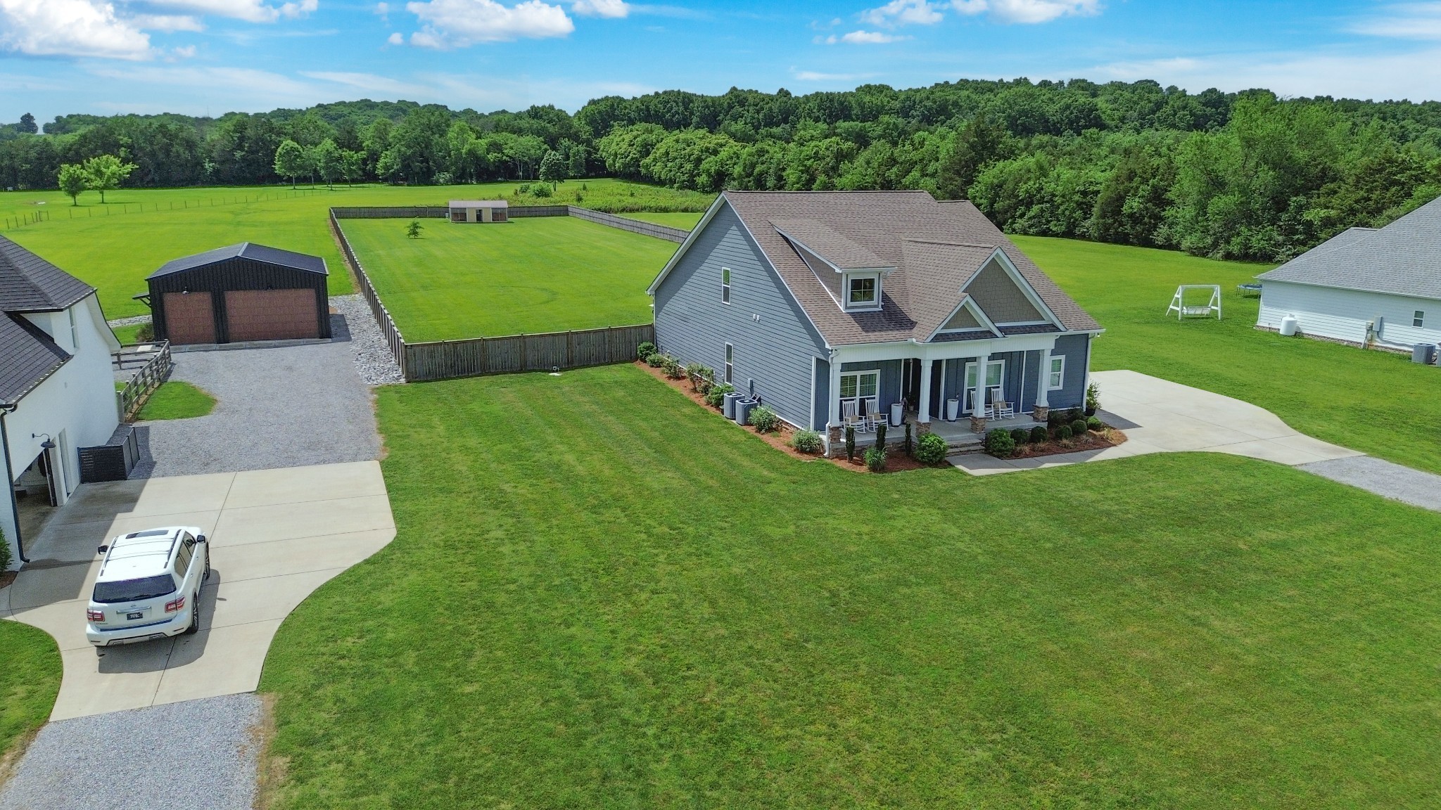 7890 Poplar Hill Rd Property Photo 2