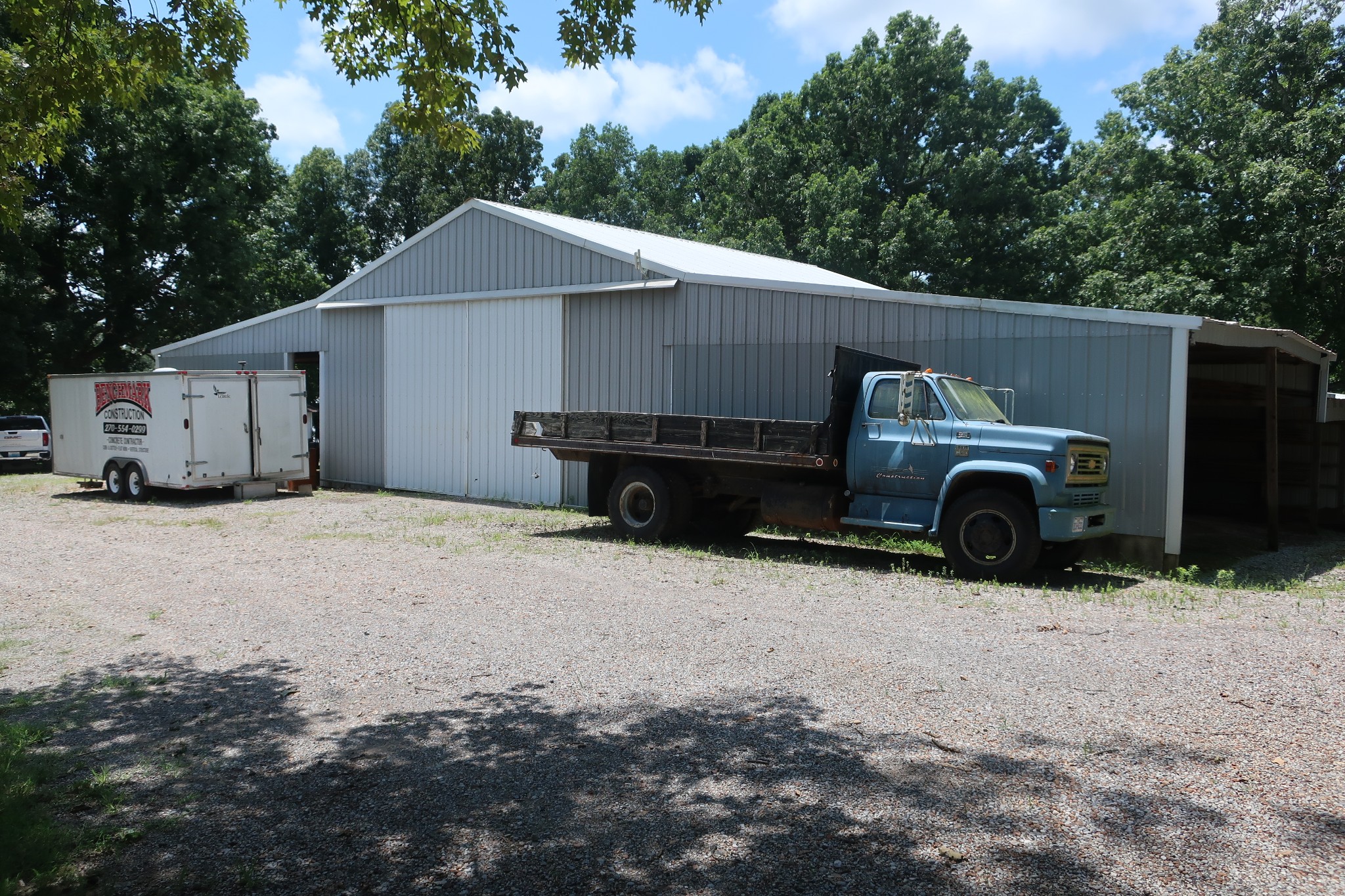 9601 Old Mayfield Road Property Photo 12