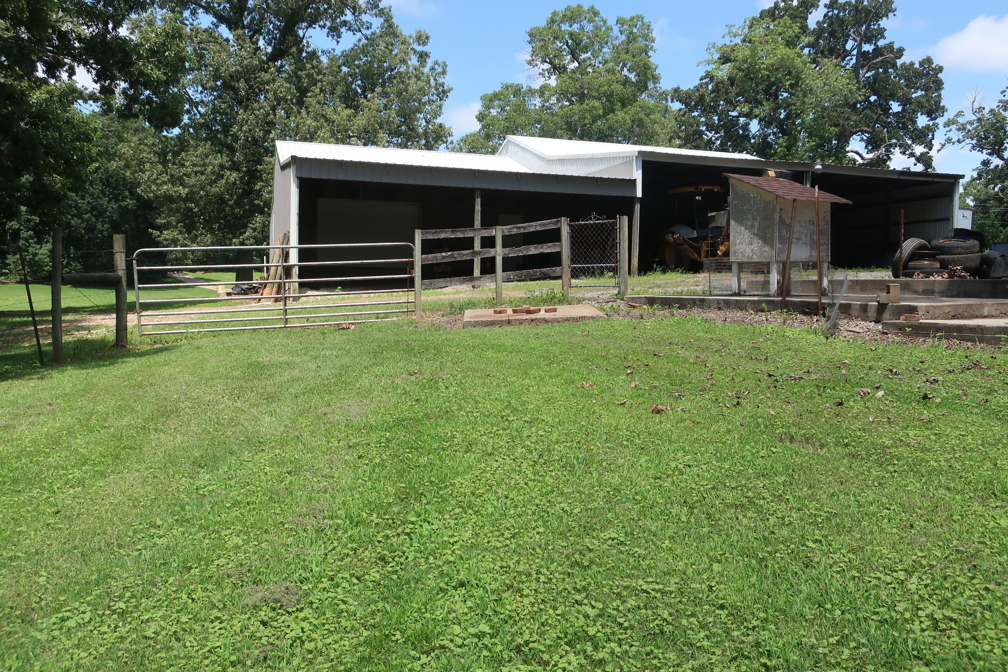9601 Old Mayfield Road Property Photo 25