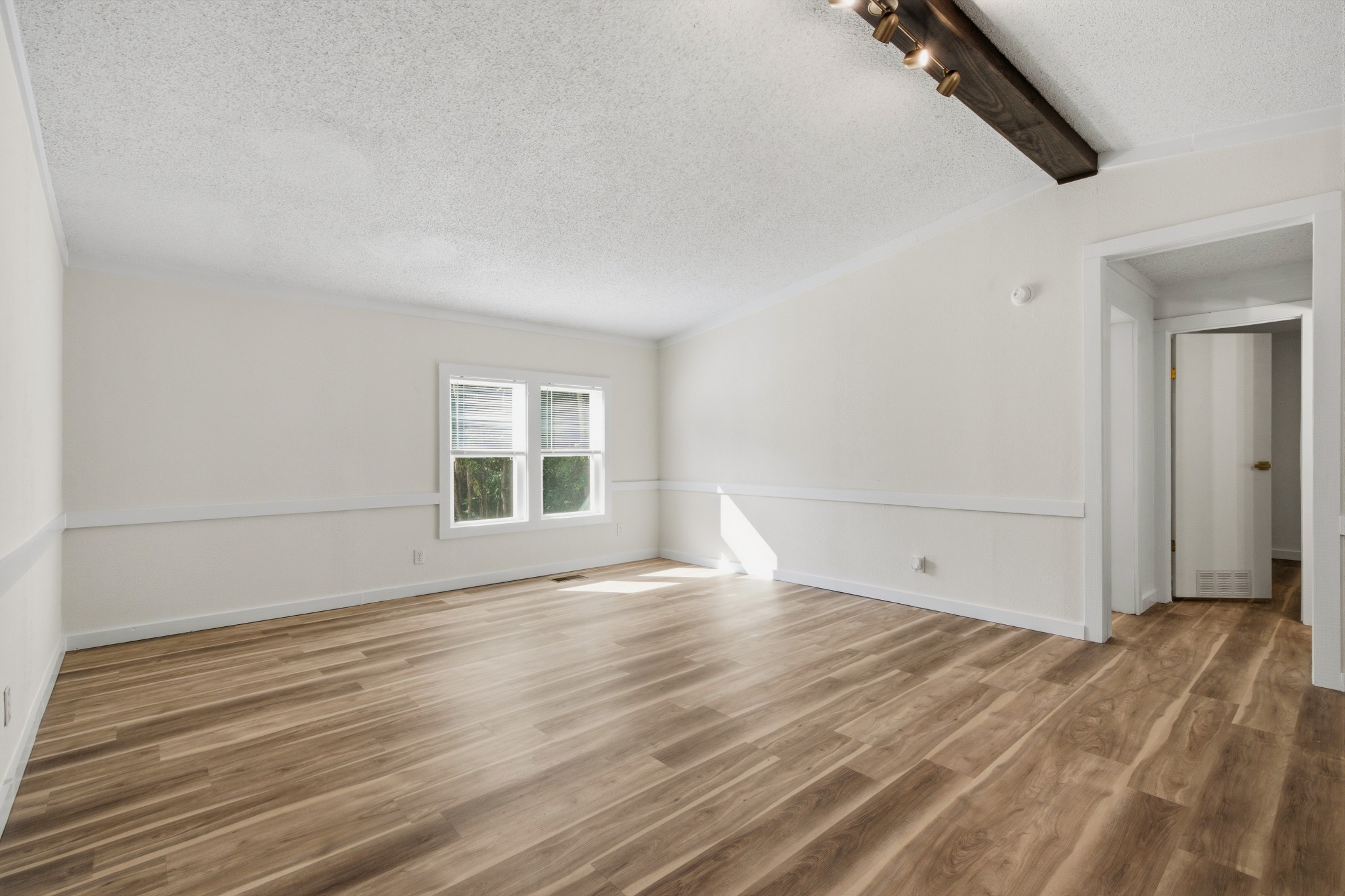 1062 Caps Rdg Property Photo 12