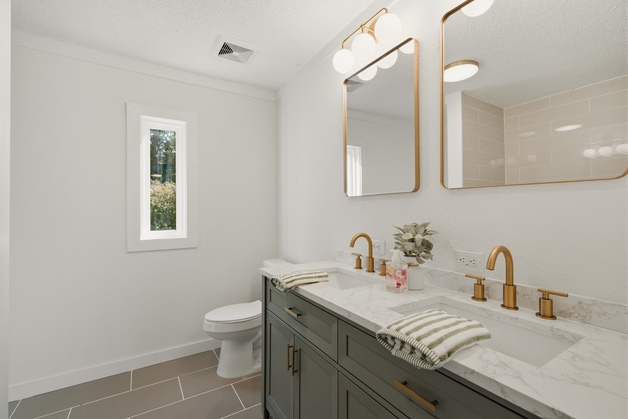 1062 Caps Rdg Property Photo 17