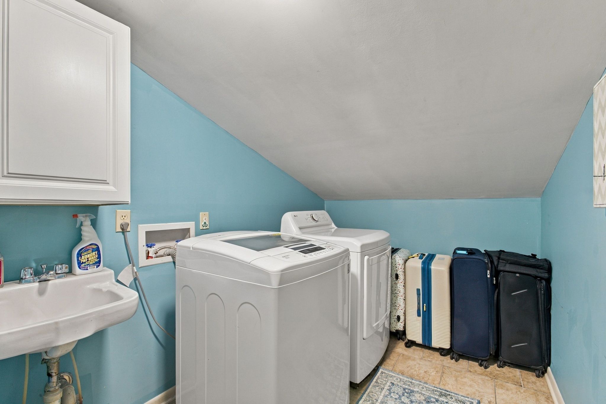 1365 W Division St Property Photo 20