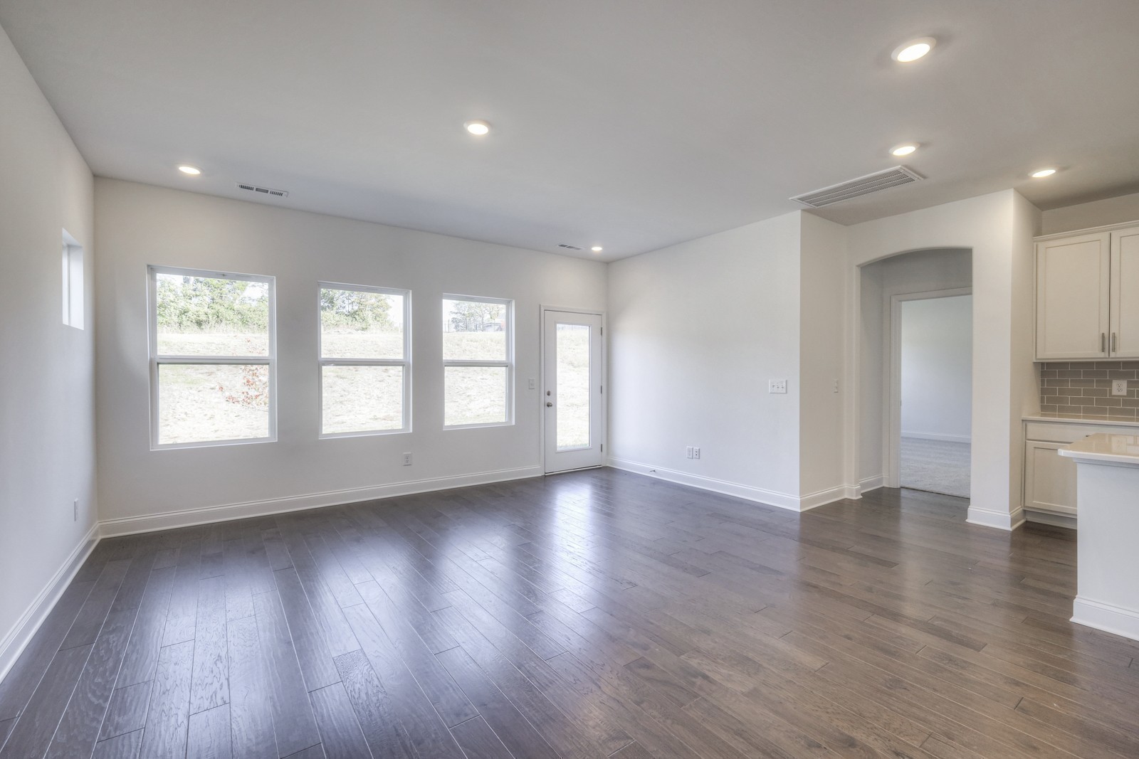 520 Misty Creek Court Property Photo 13