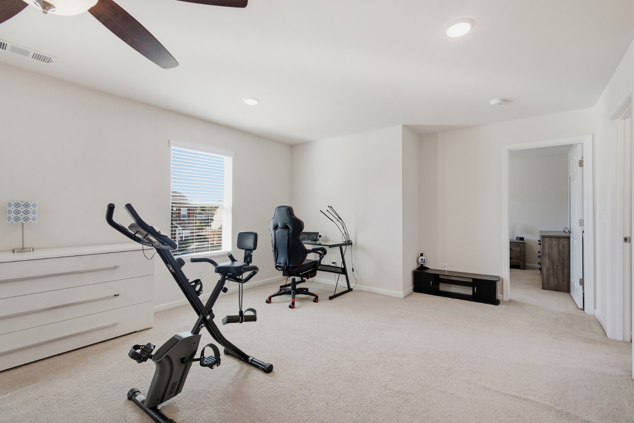 1203 Lumsley Dr Property Photo 30