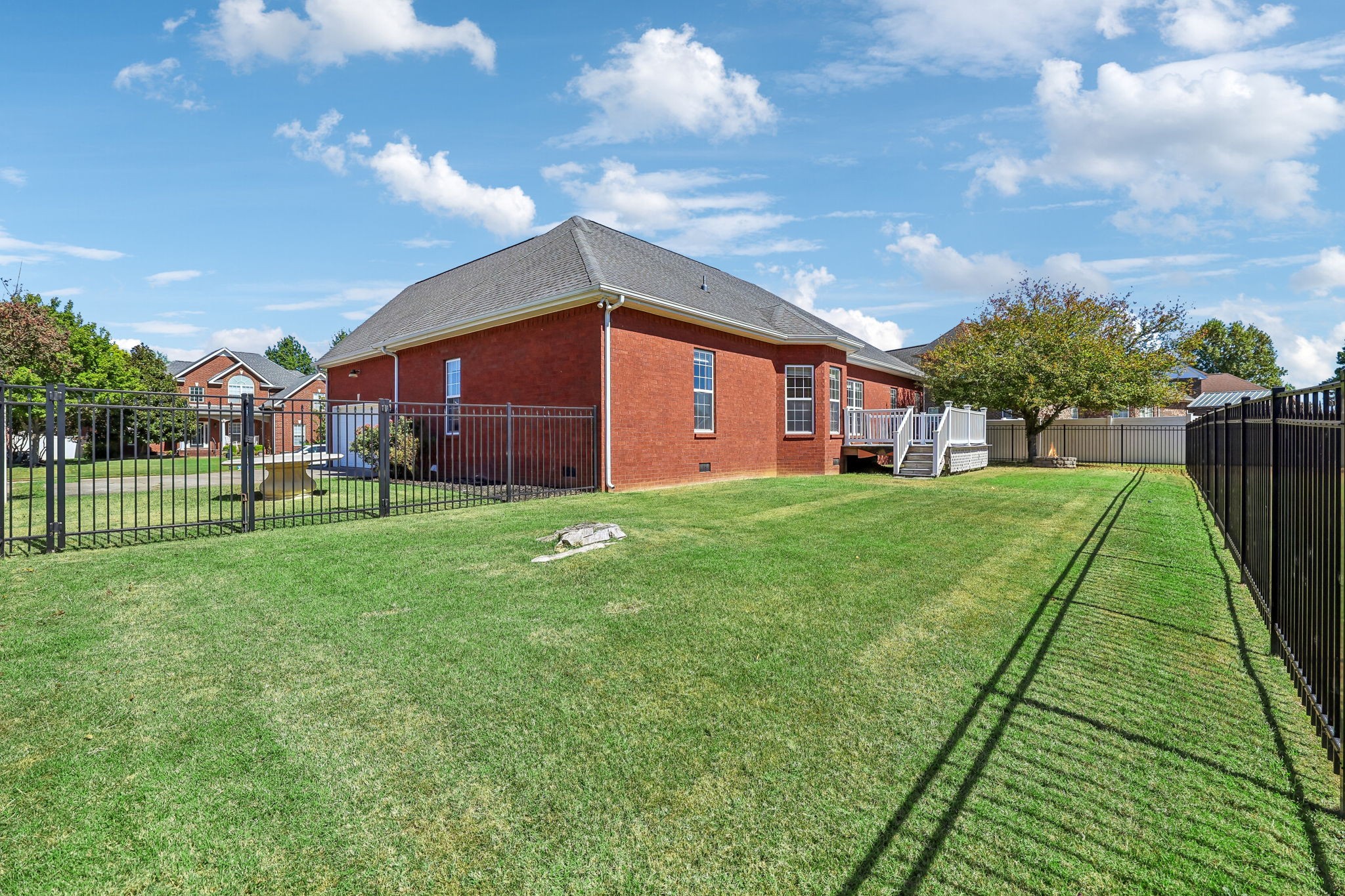 3630 Geneva Dr Property Photo 40