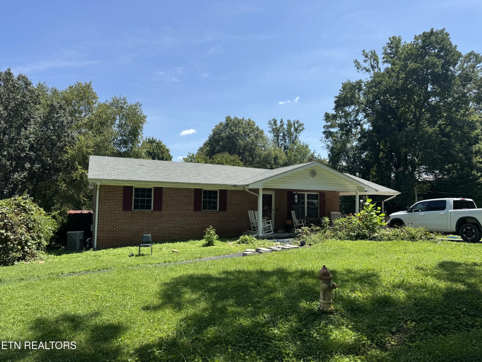 1107 Vermont Ave Property Photo 1