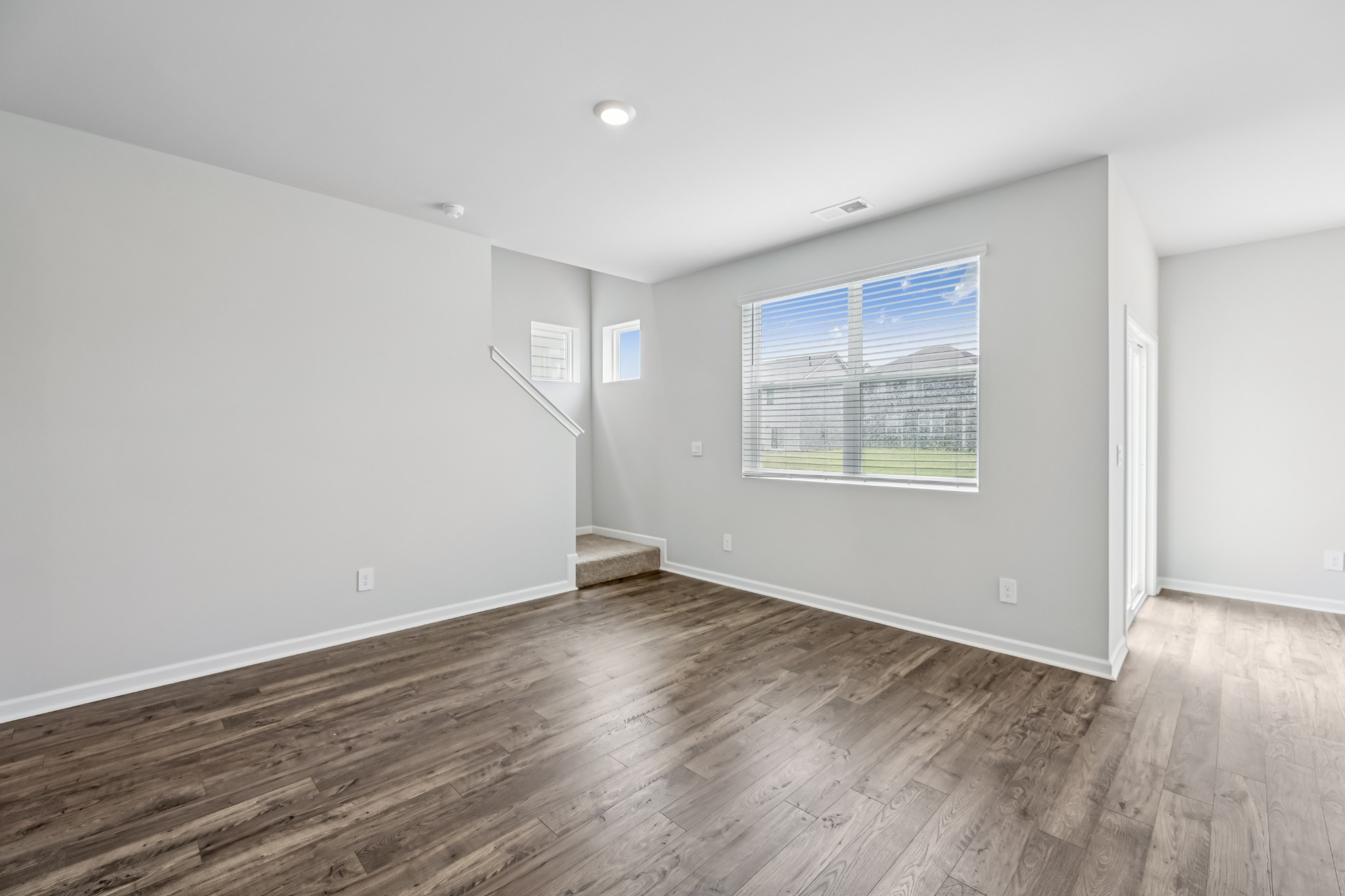 4476 Fir Tree Way Property Photo 8