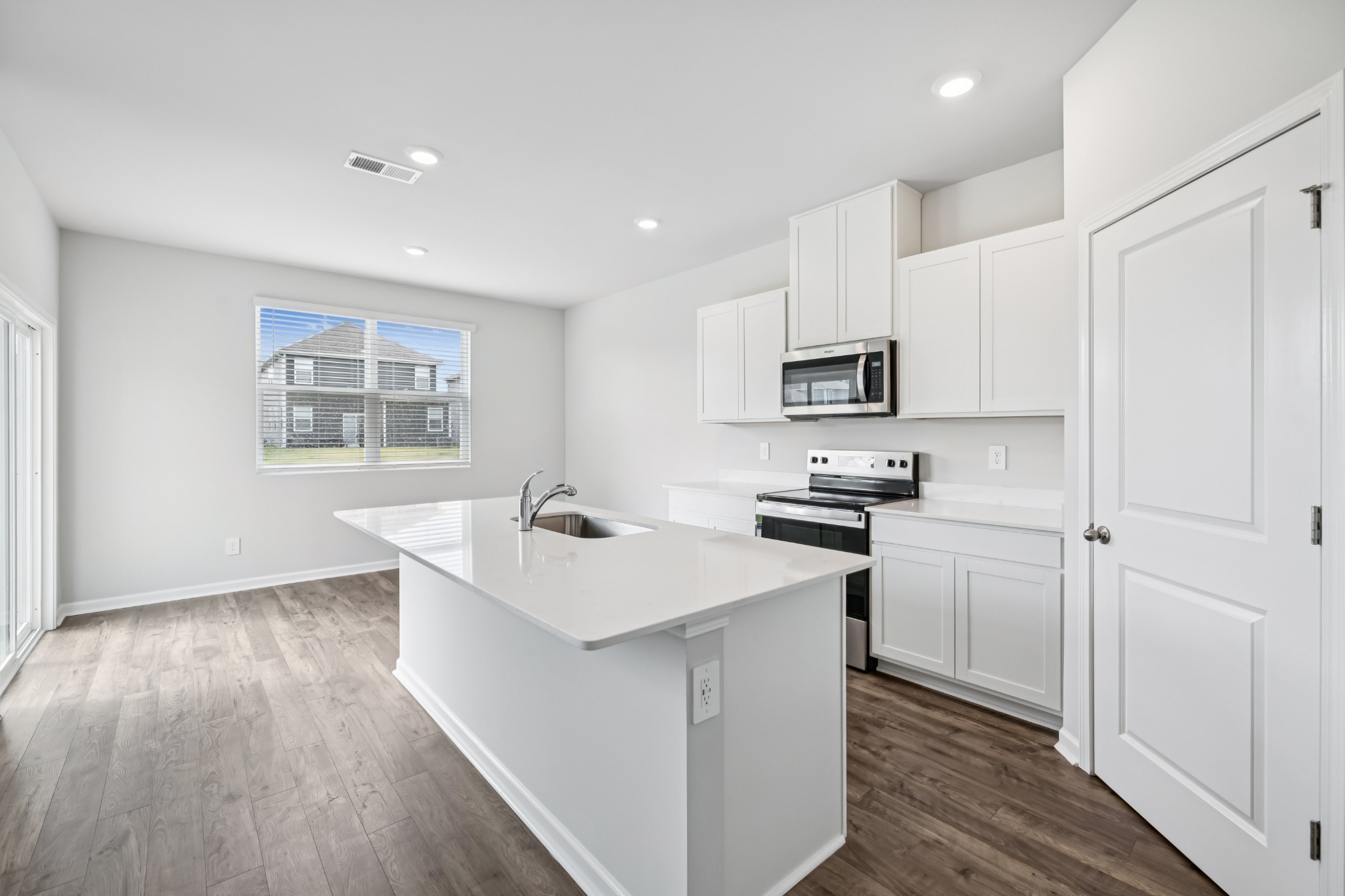 4476 Fir Tree Way Property Photo 11