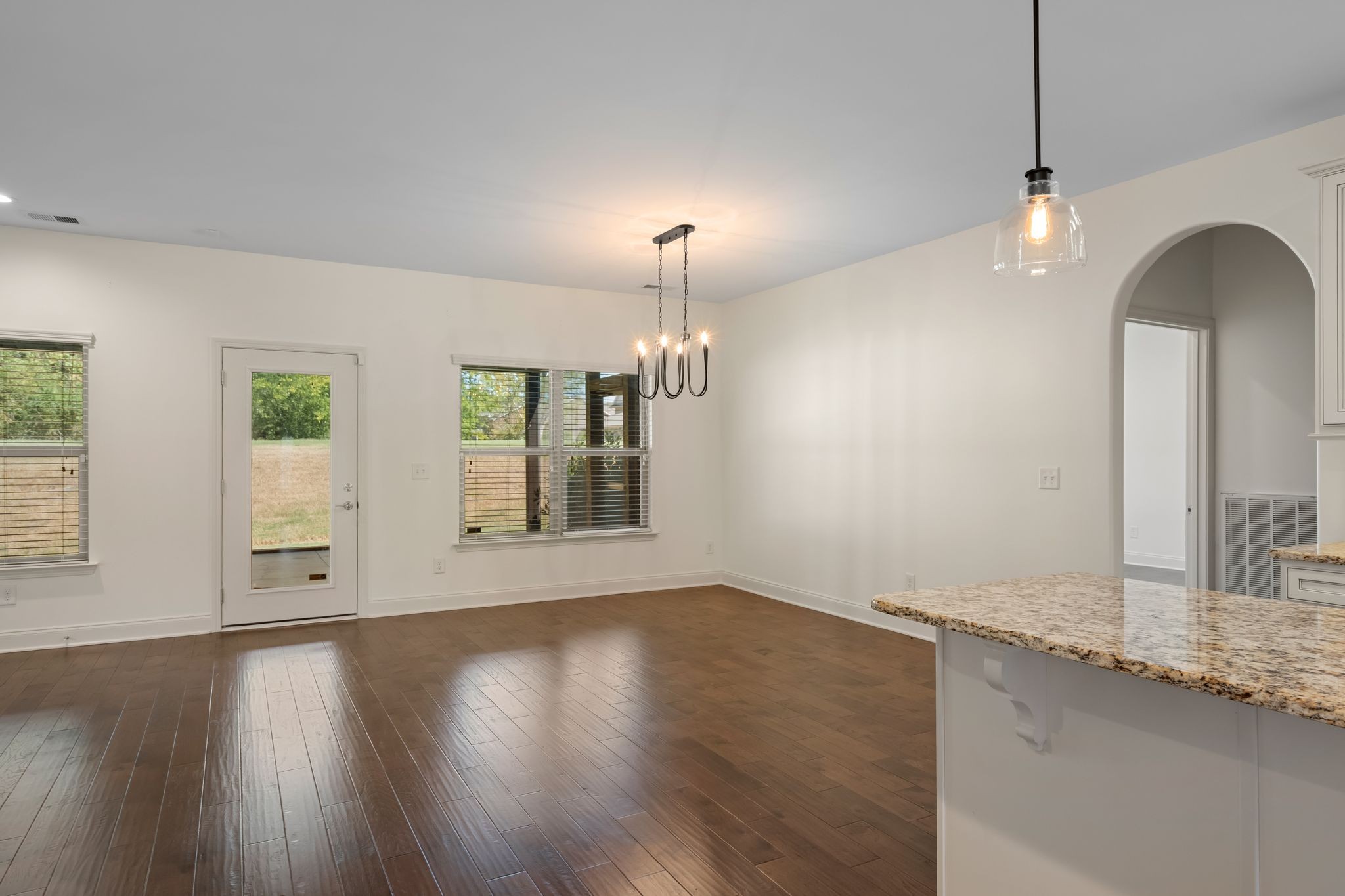 206 Brixham Ct Property Photo 7