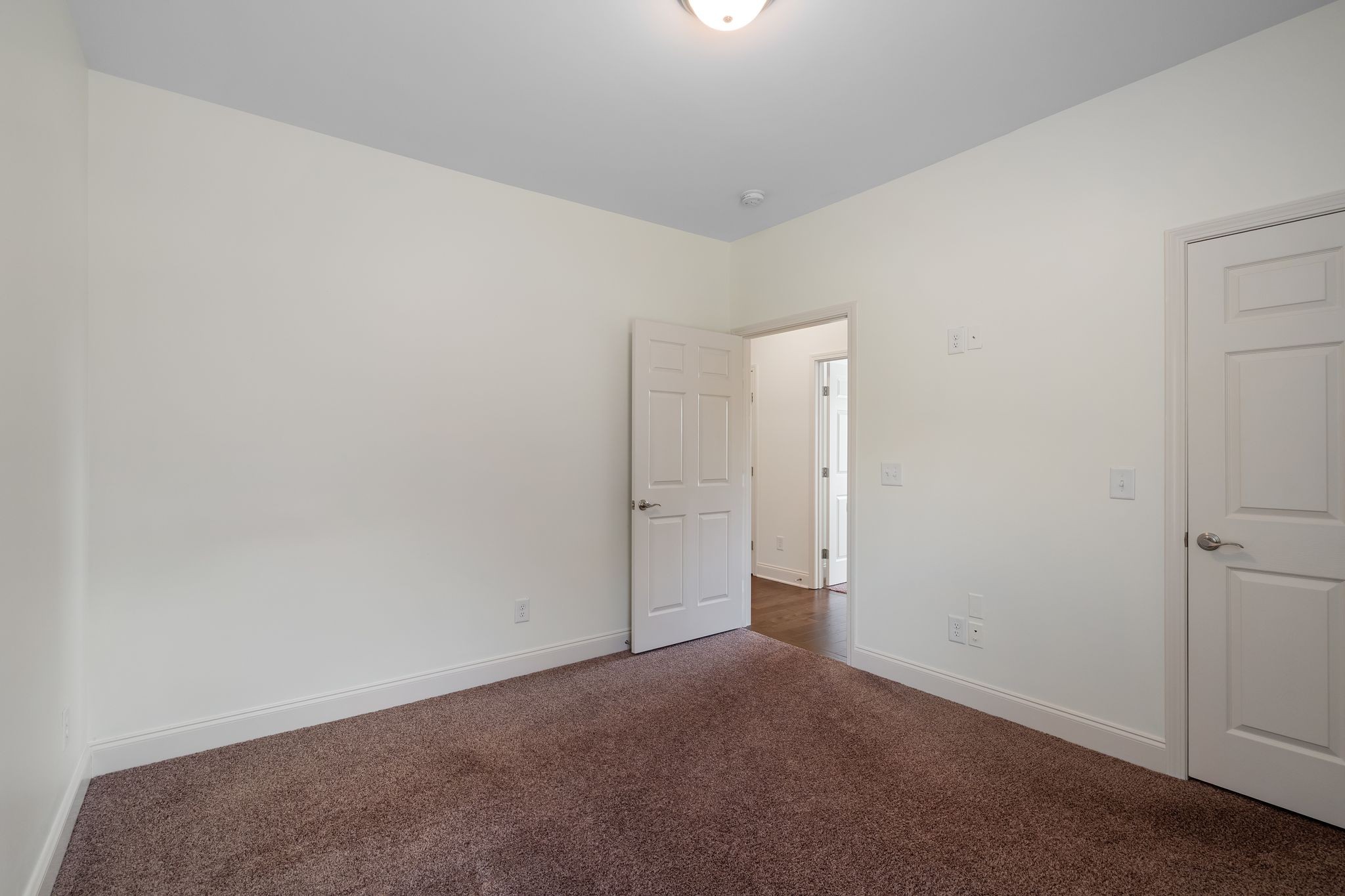206 Brixham Ct Property Photo 26