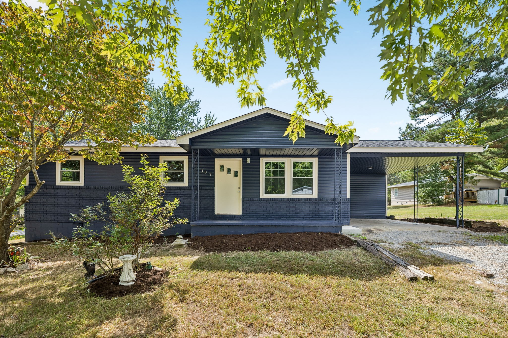 307 Clark Ave