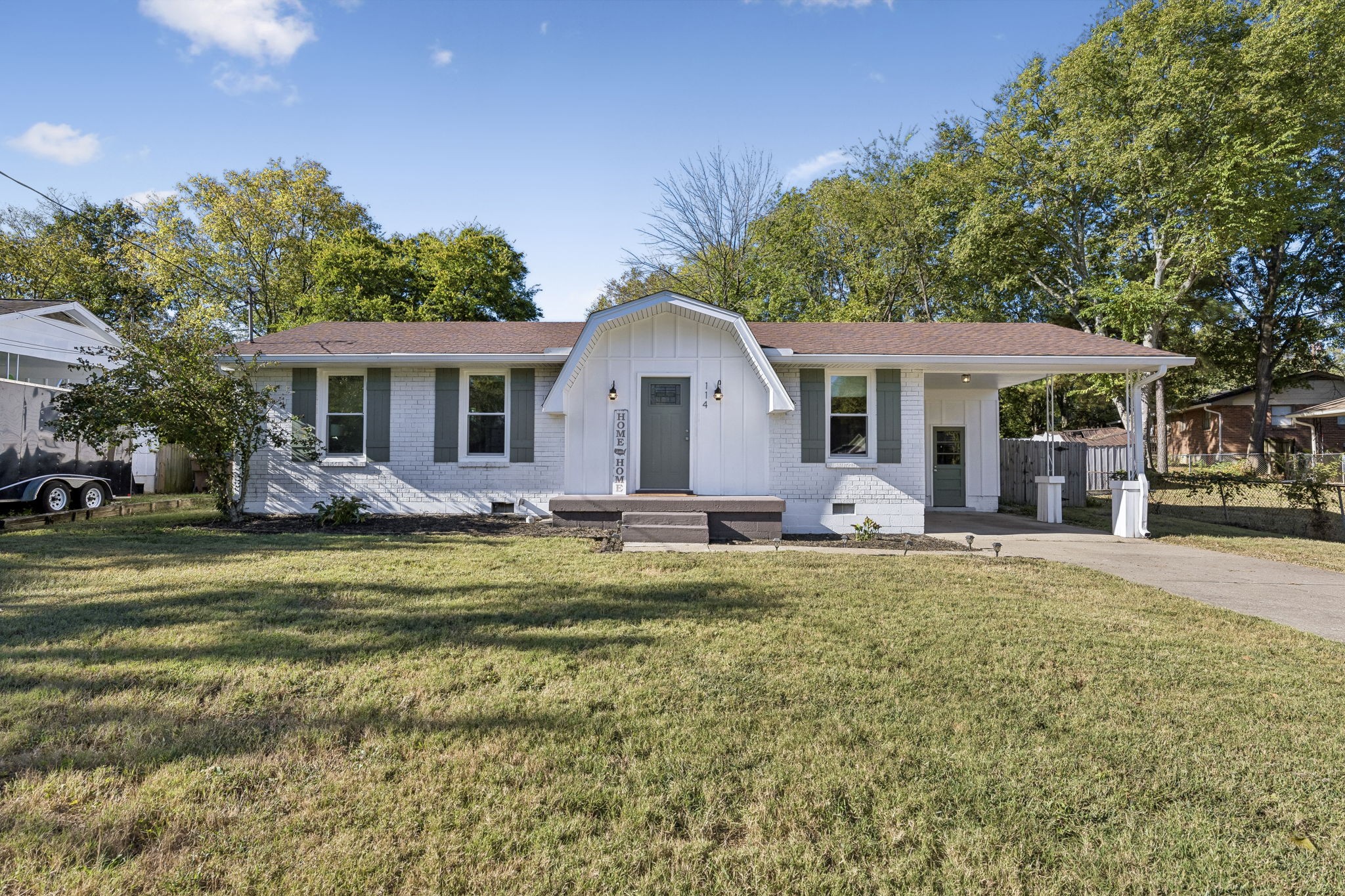 114 Brookside Dr Property Photo 1
