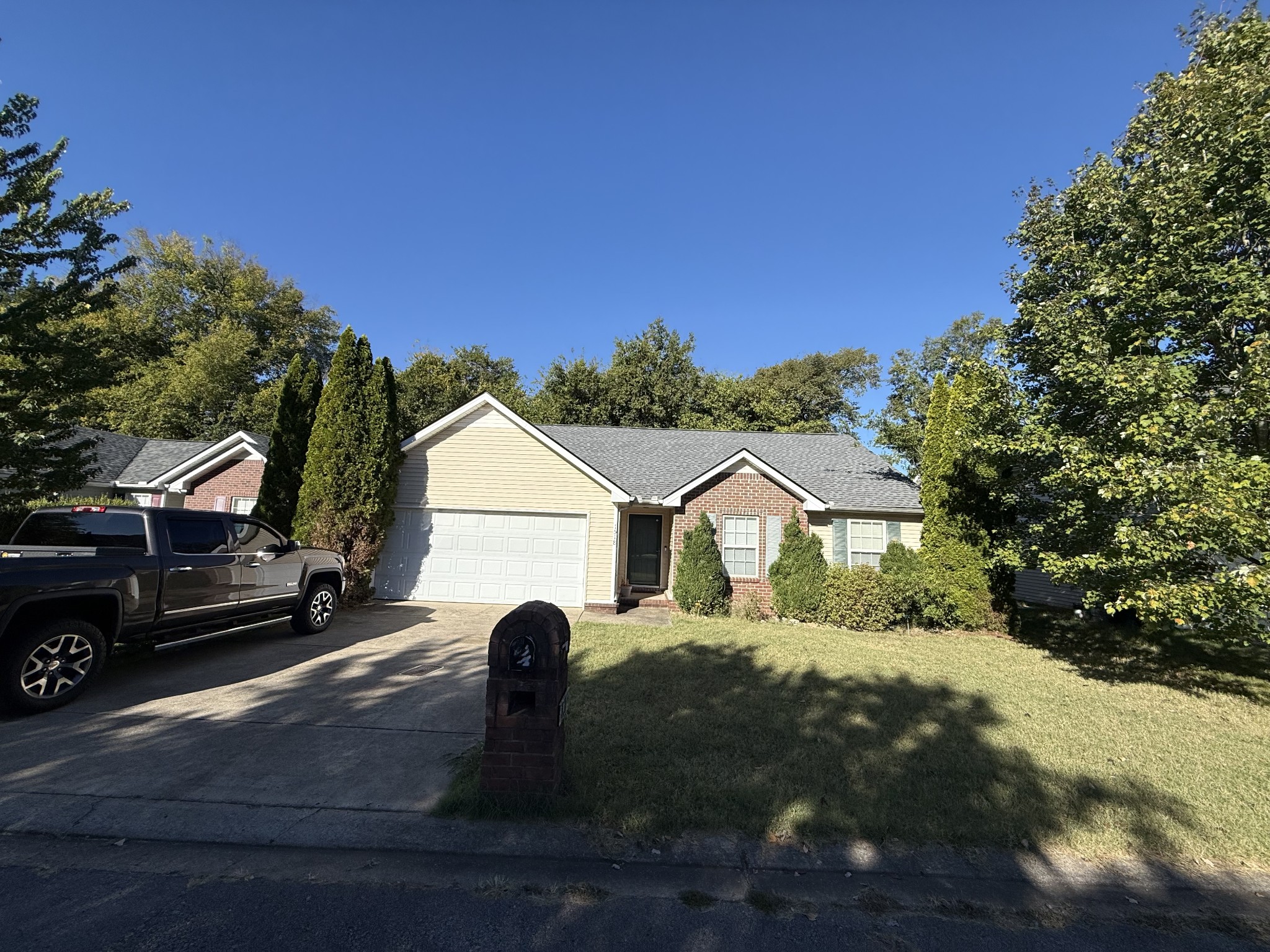 1518 Ballater Dr Property Photo 1