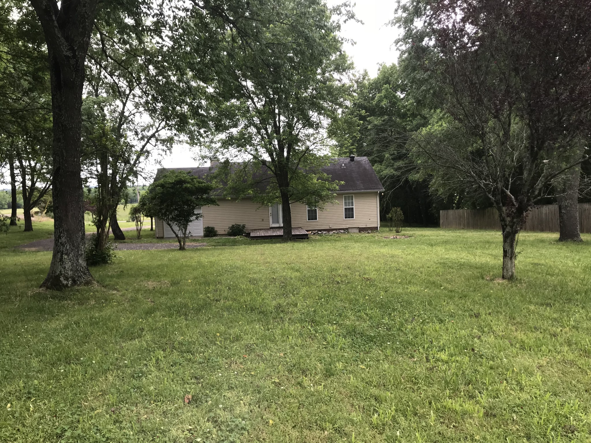 1097 Trice Rd Property Photo 4