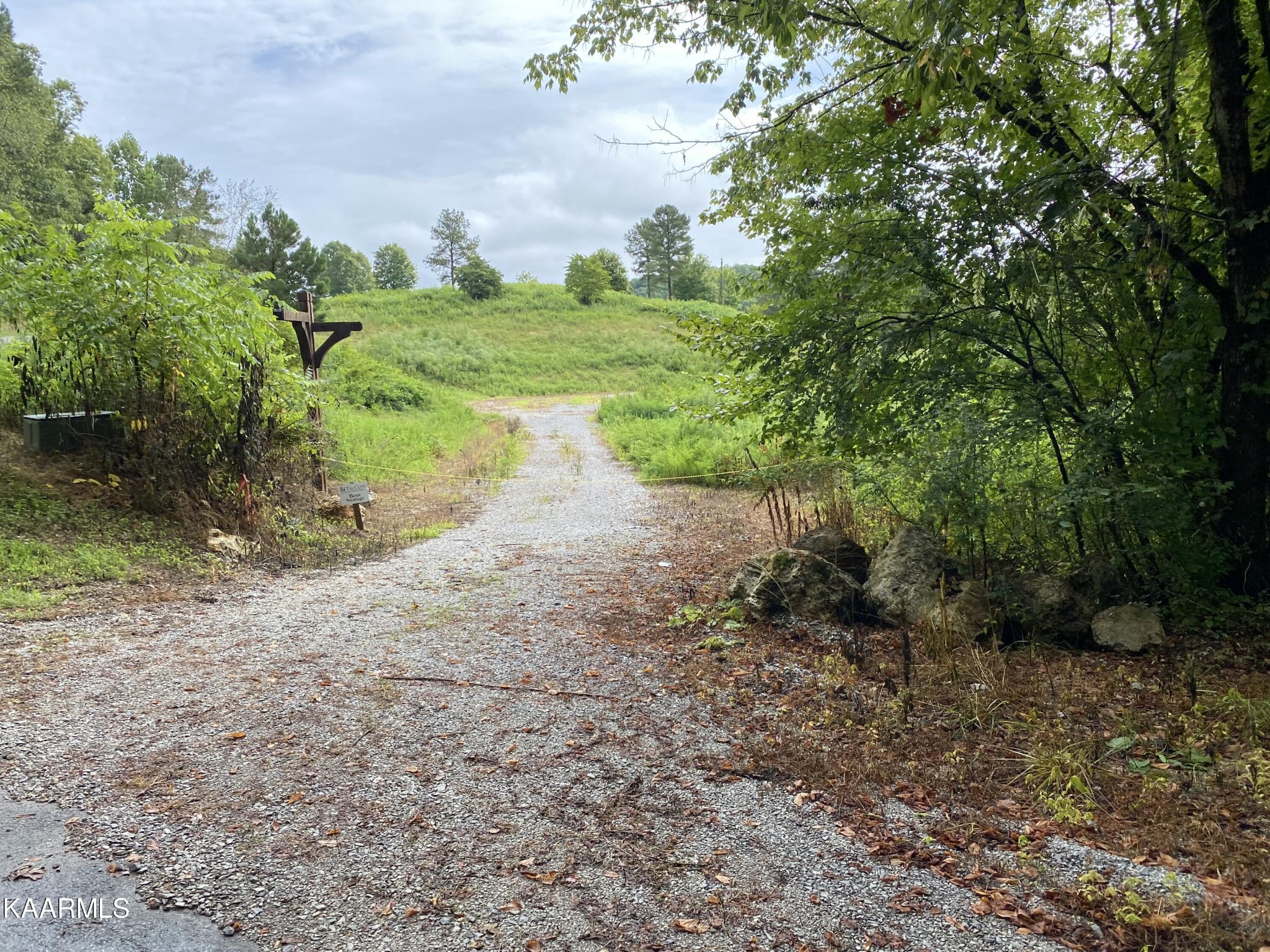 4507 Huffine Rd Property Photo 8
