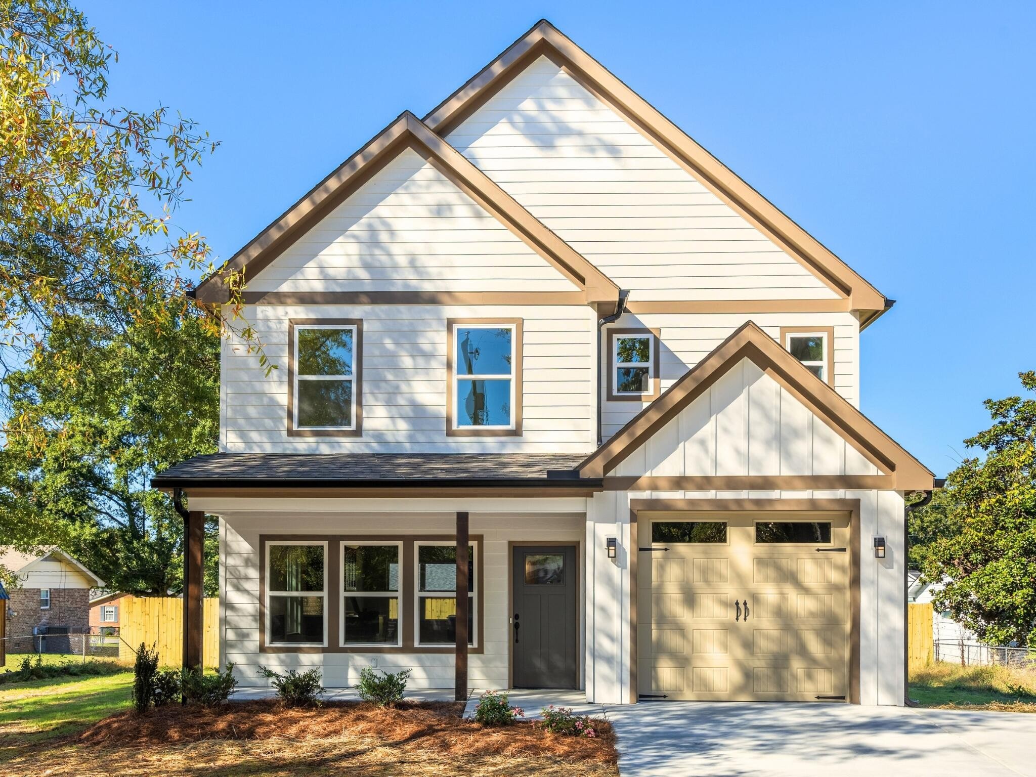 8287 Oak Drive Property Photo 1