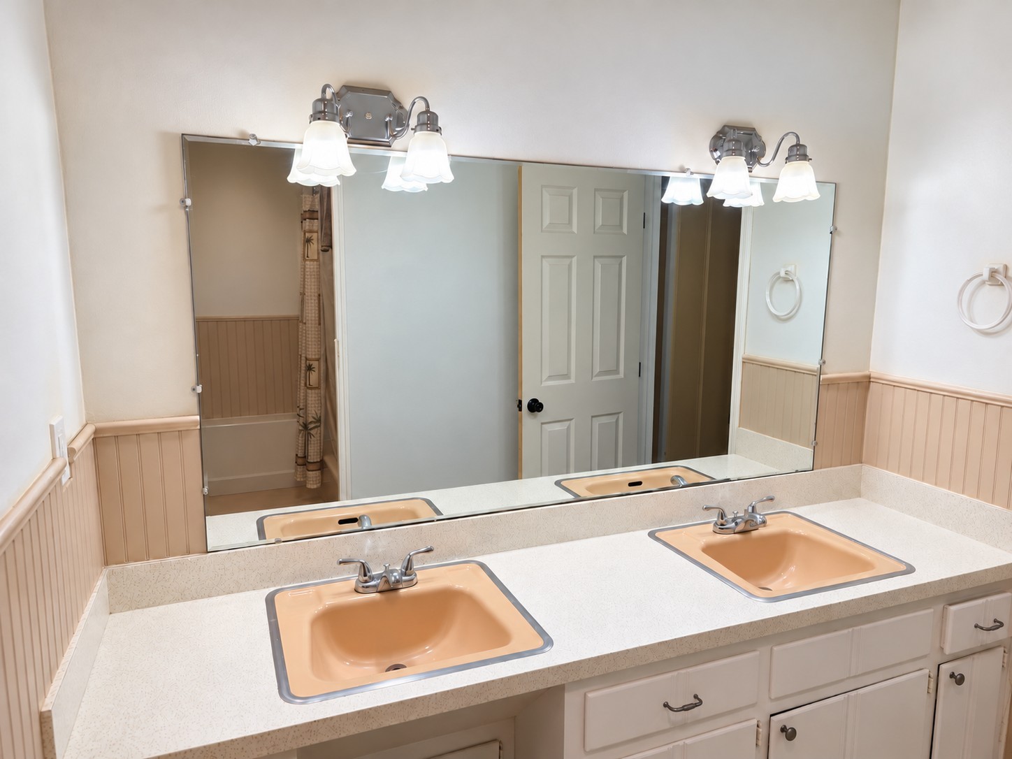 300 Edgewater Dr Property Photo 15