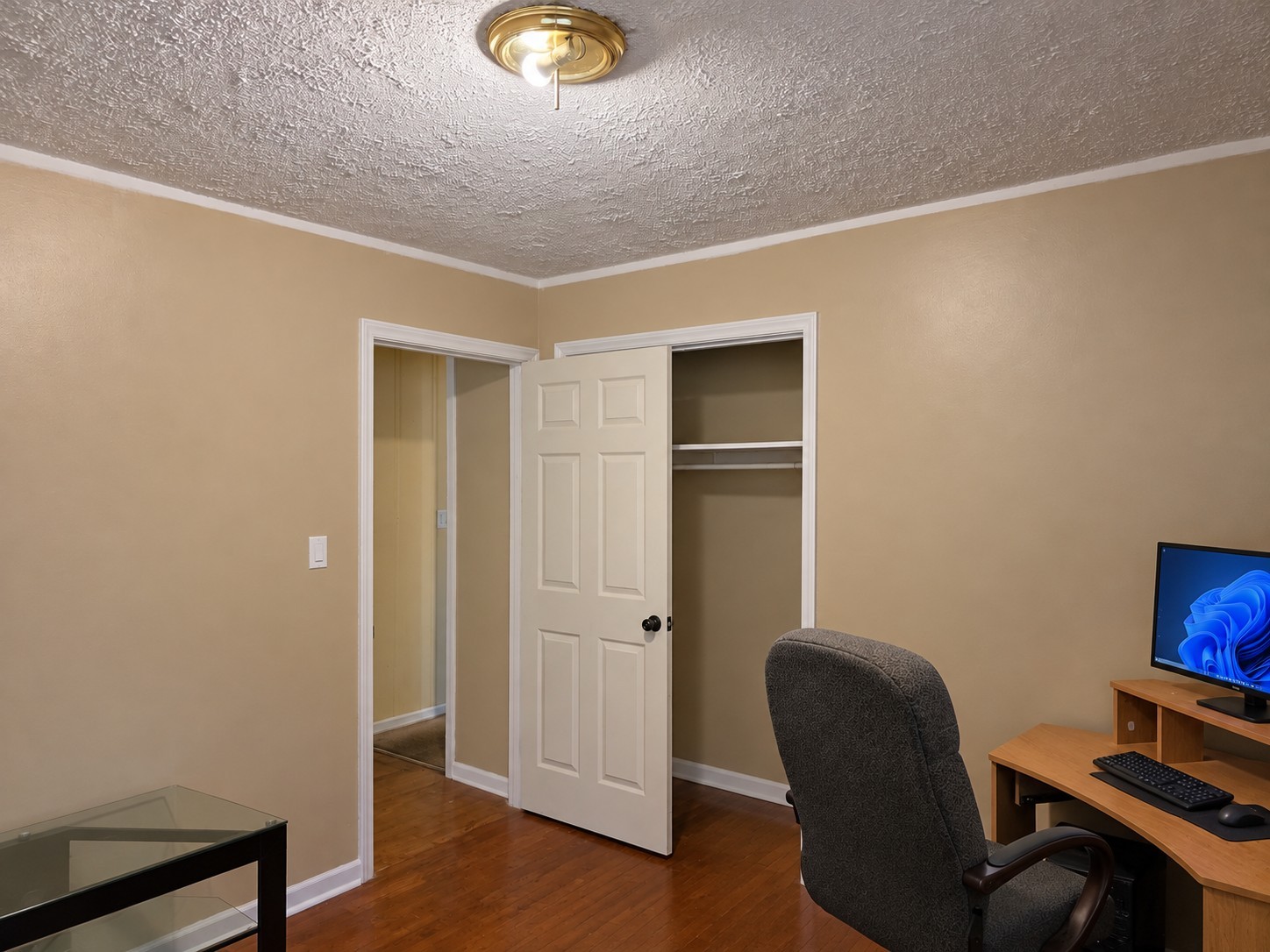 300 Edgewater Dr Property Photo 18