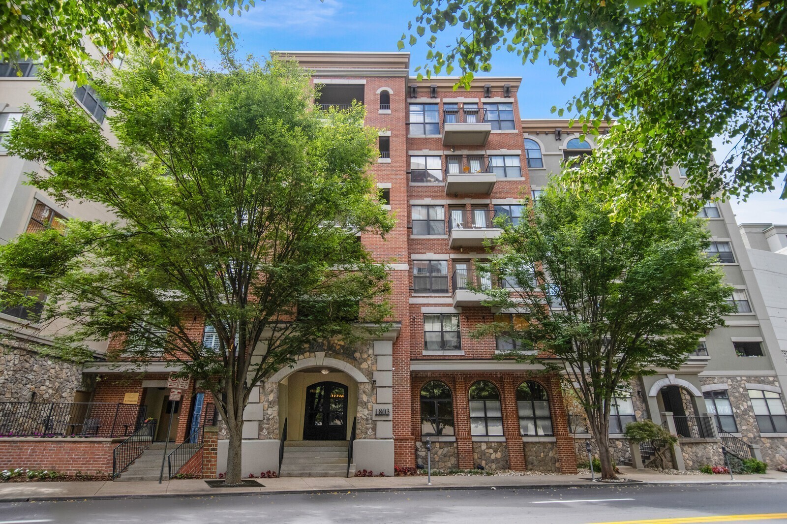 1803 Broadway Property Photo 1