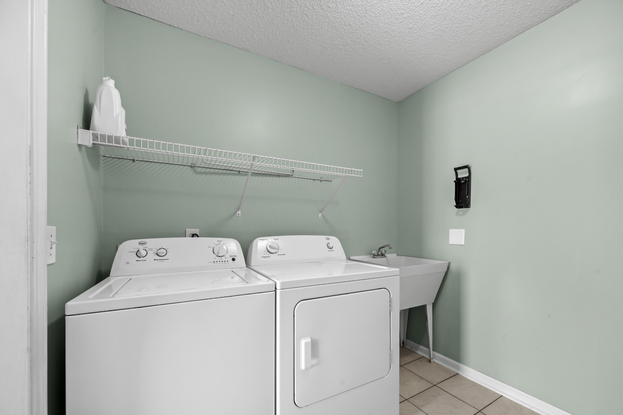 200 Broad St Property Photo 31