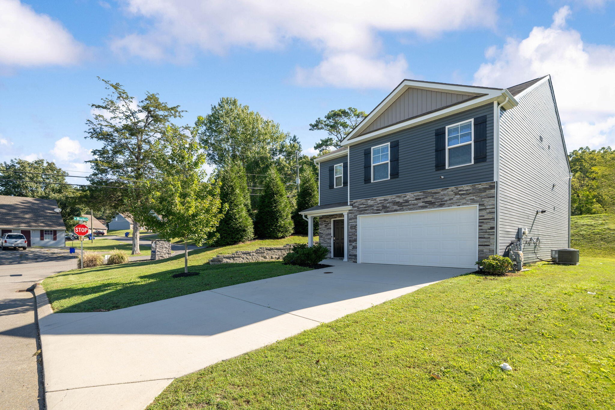 3388 Serenity Drive, Ne Property Photo 2