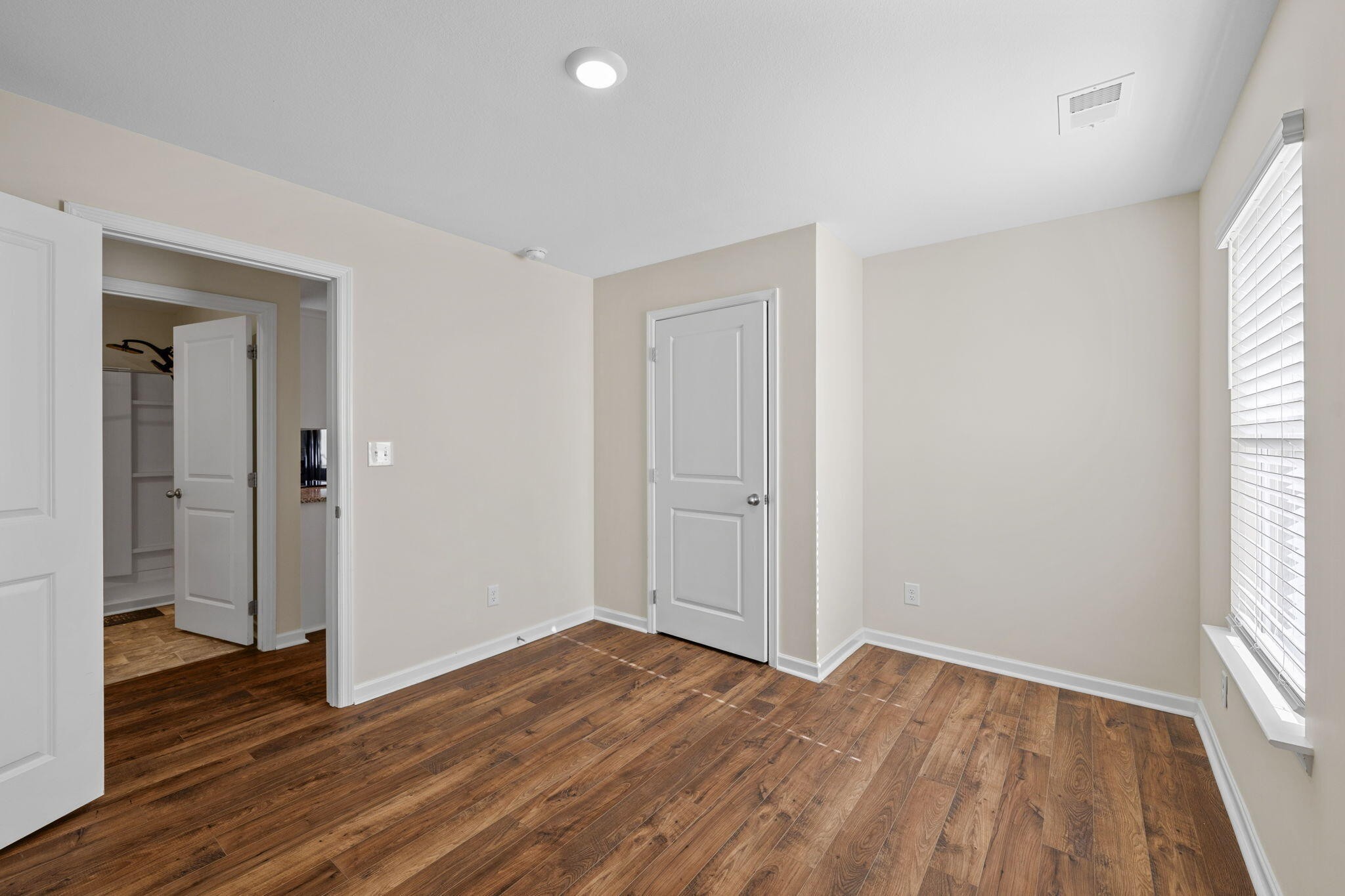 3388 Serenity Drive, Ne Property Photo 16