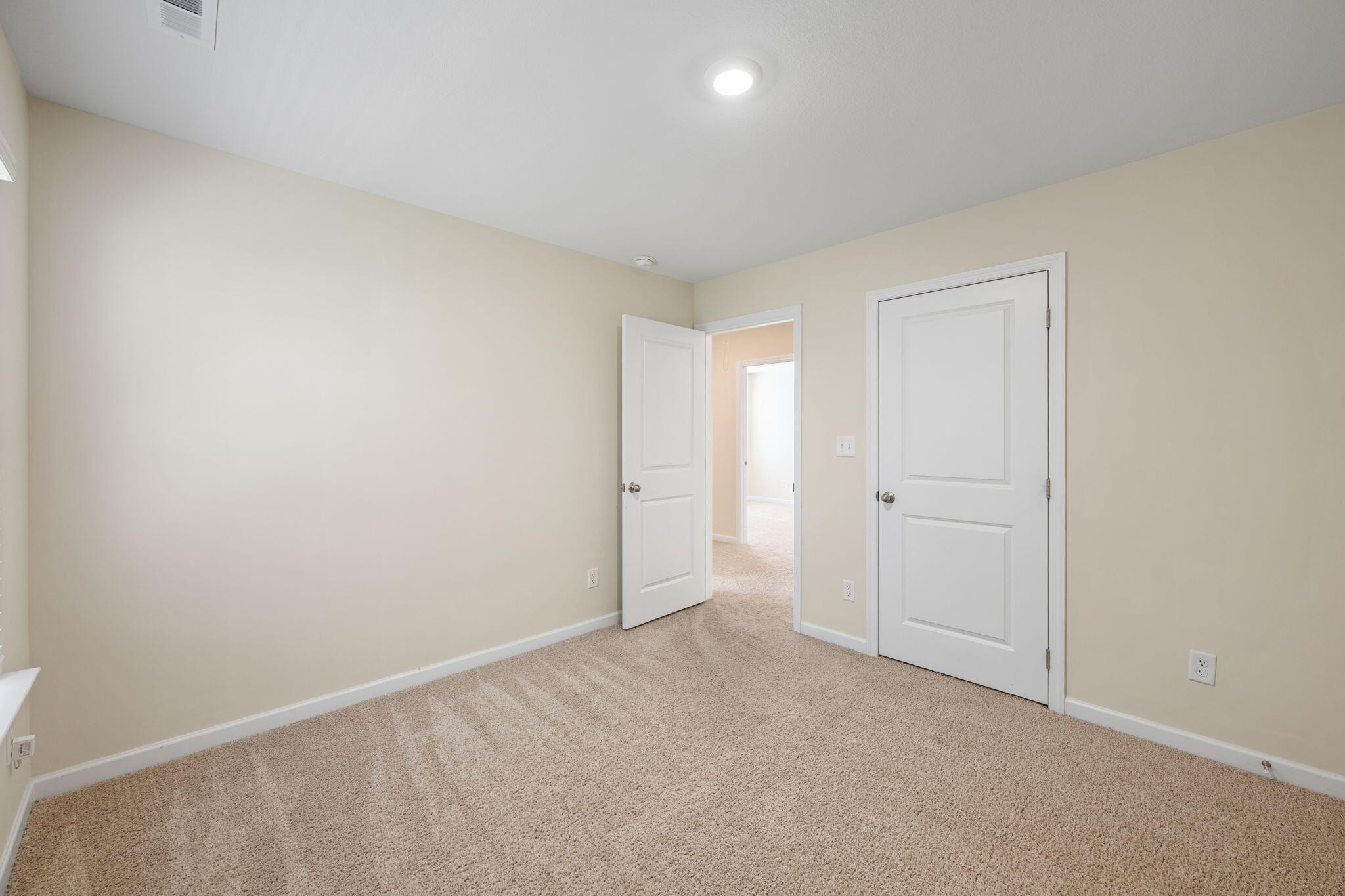 3388 Serenity Drive, Ne Property Photo 29
