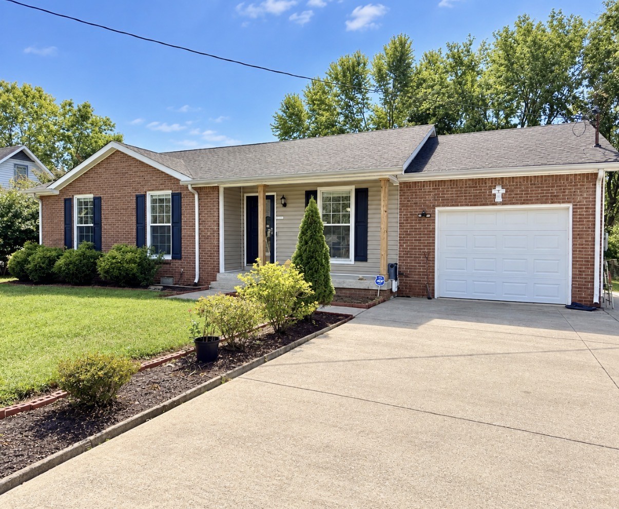 620 Doane Dr Property Photo 1