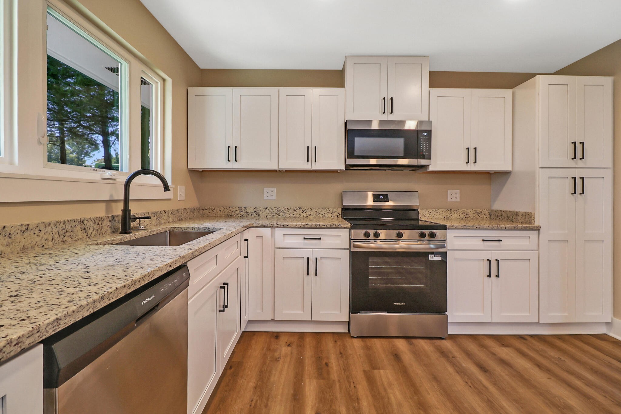 355 Timber Drive Property Photo 3
