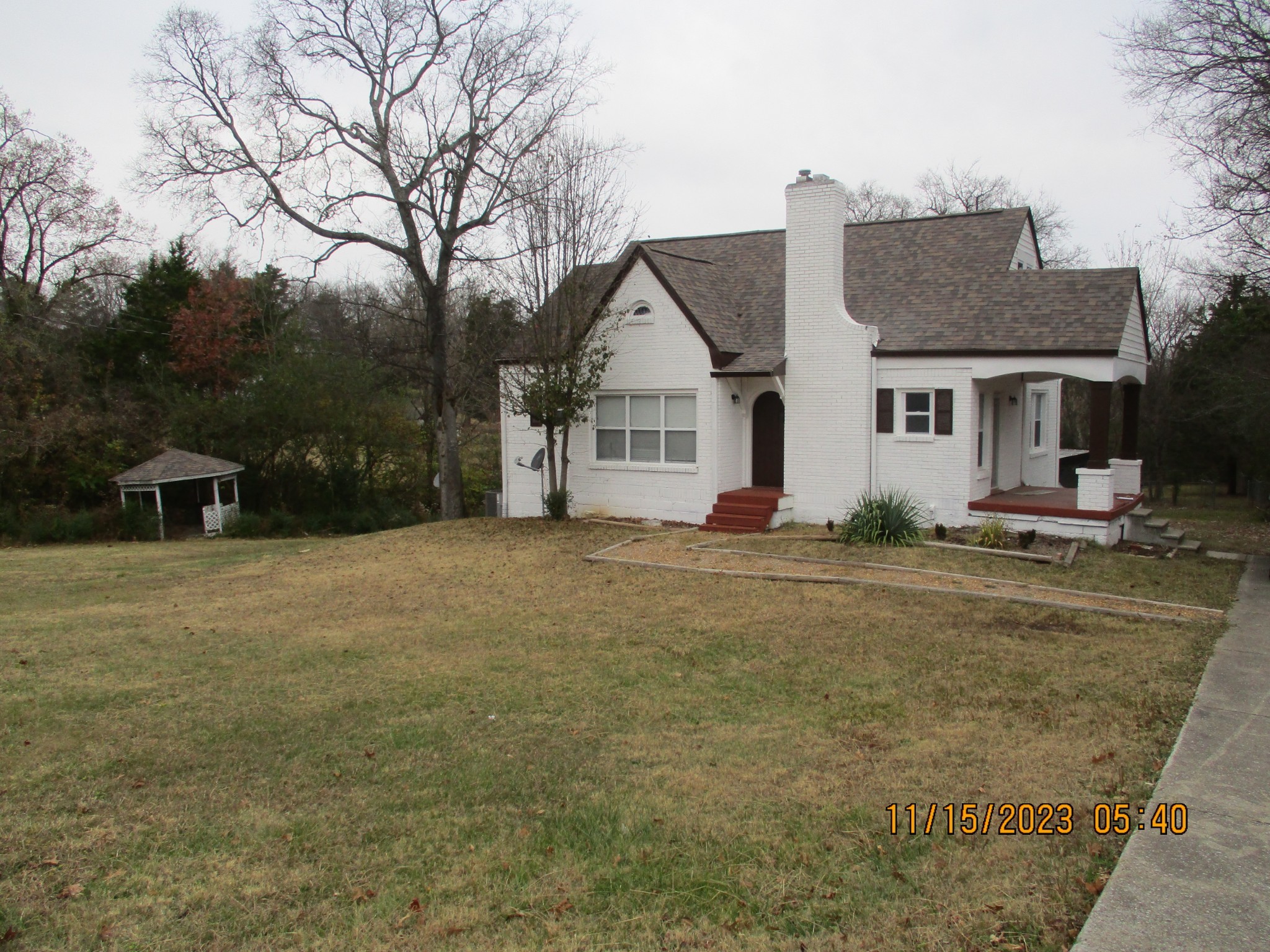 1236 W Commerce St, W Property Photo 1