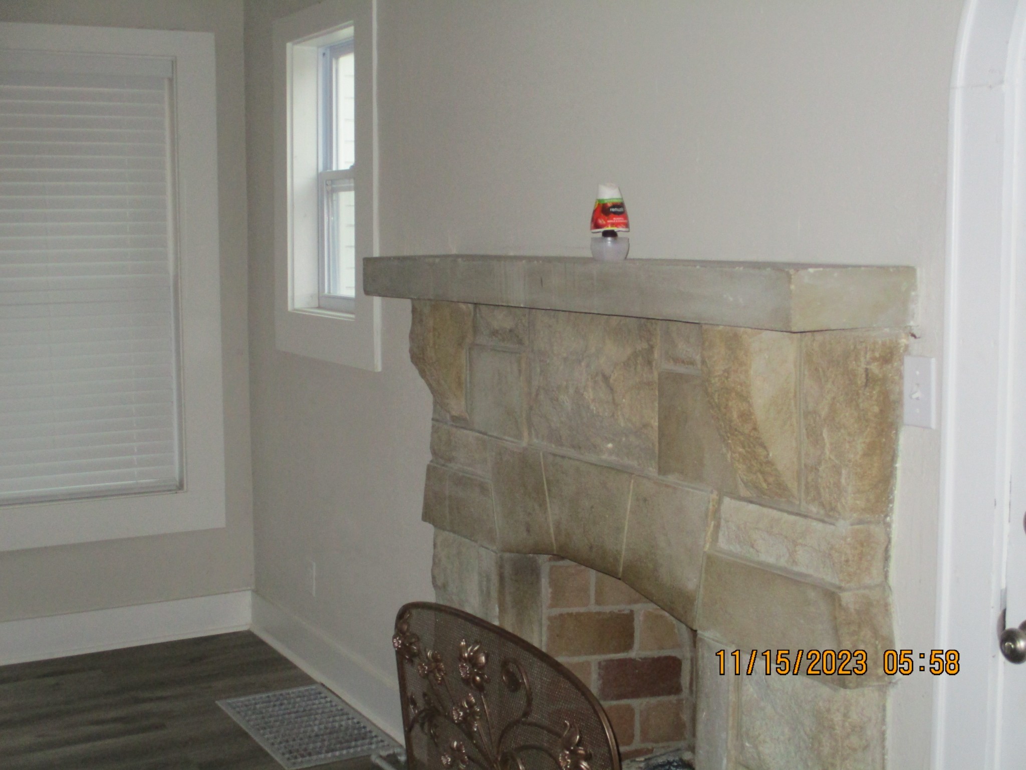 1236 W Commerce St, W Property Photo 5