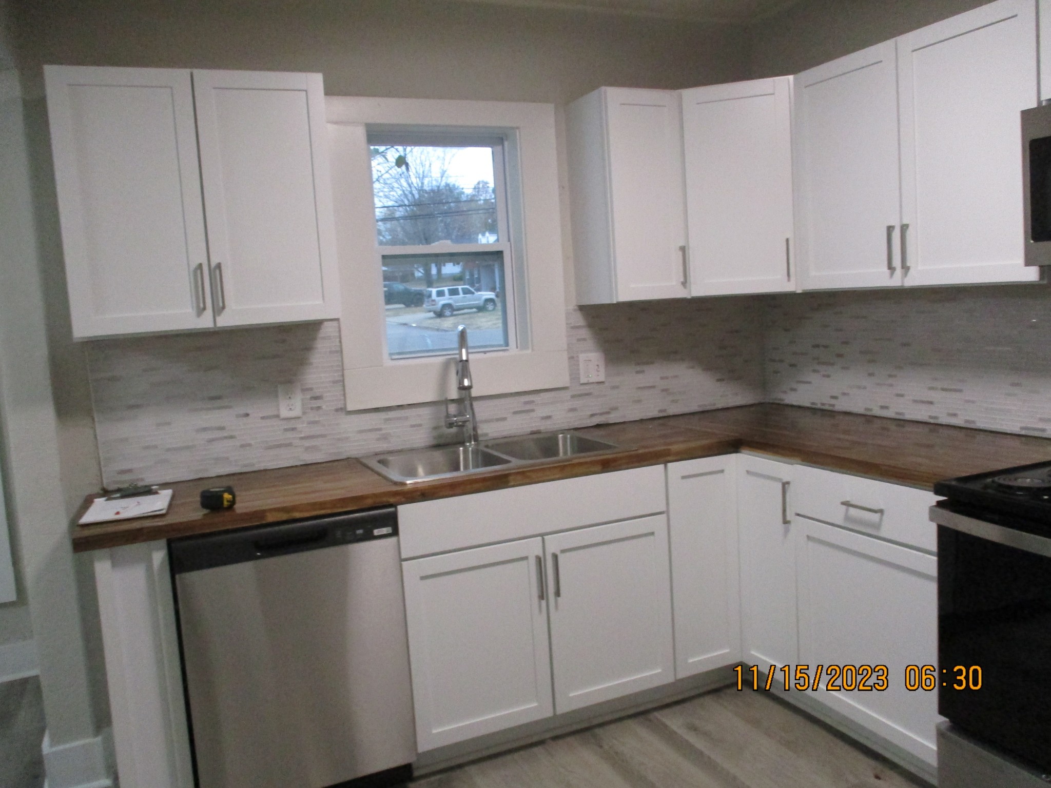 1236 W Commerce St, W Property Photo 7