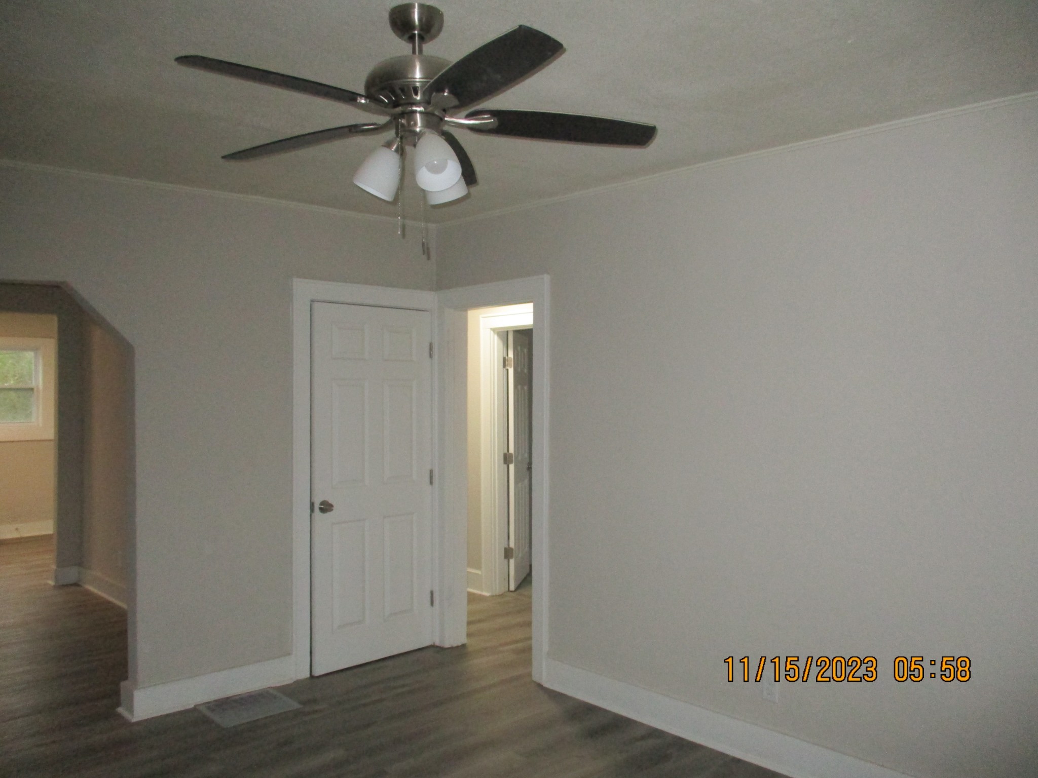 1236 W Commerce St, W Property Photo 15
