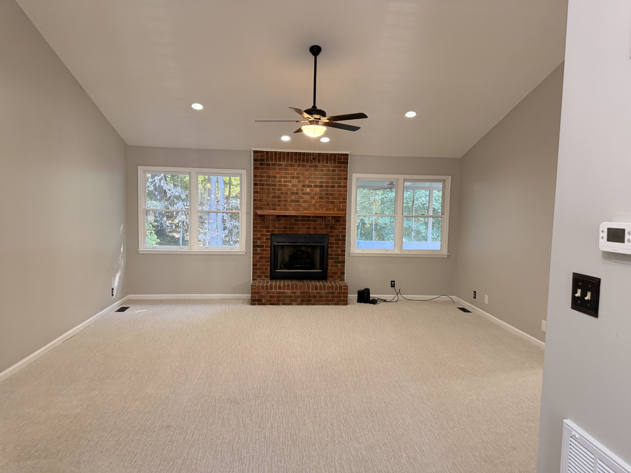 131 Vannoak Dr Property Photo 11