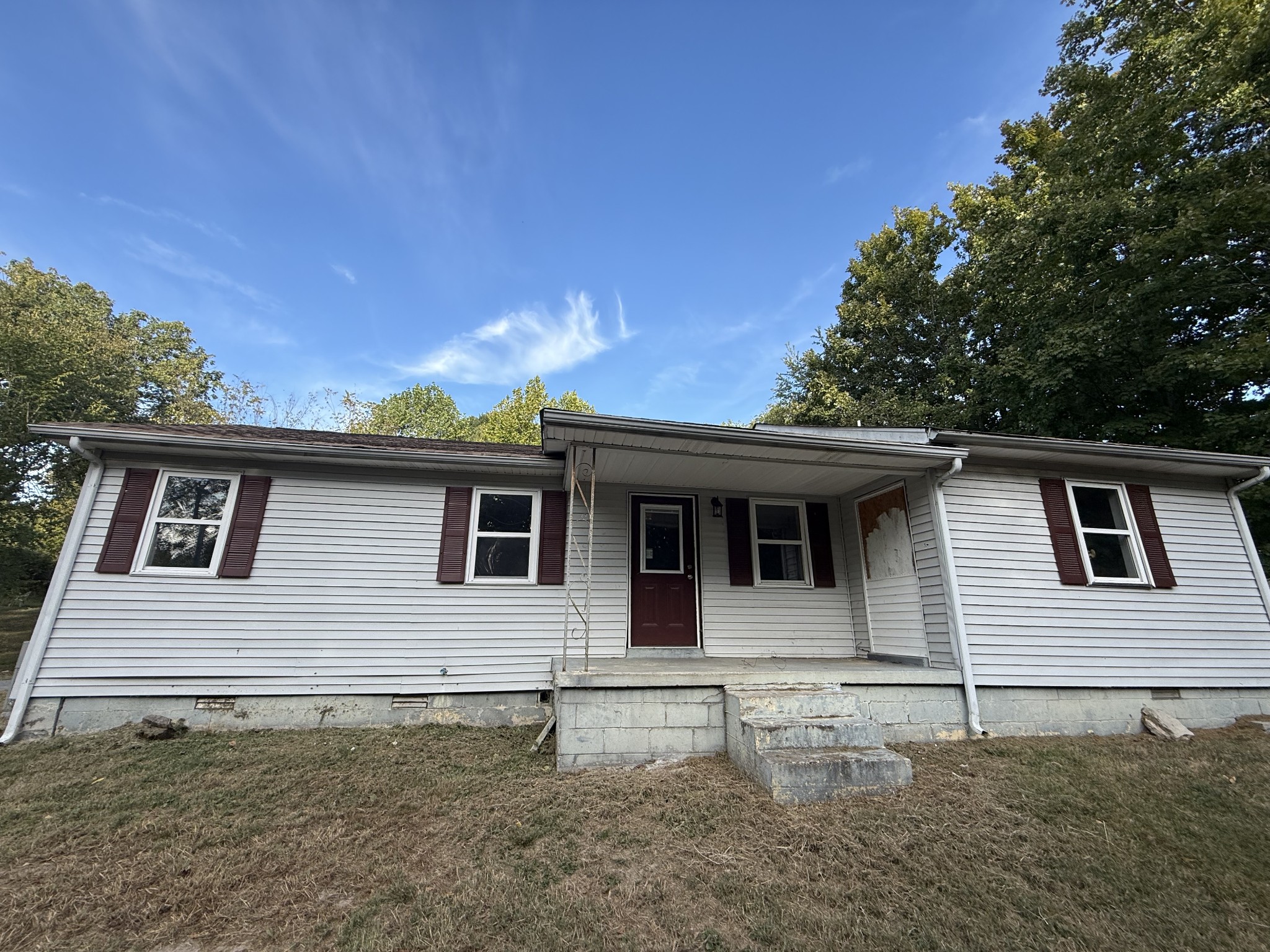 3010 Highway 31, E Property Photo 1
