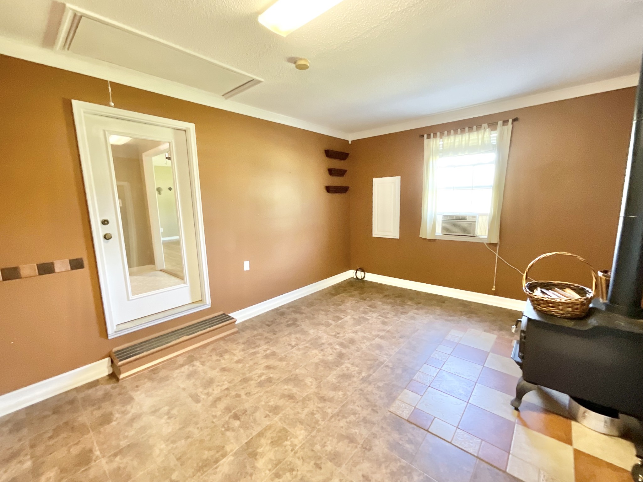 158 Caldwell Rd, Se Property Photo 8