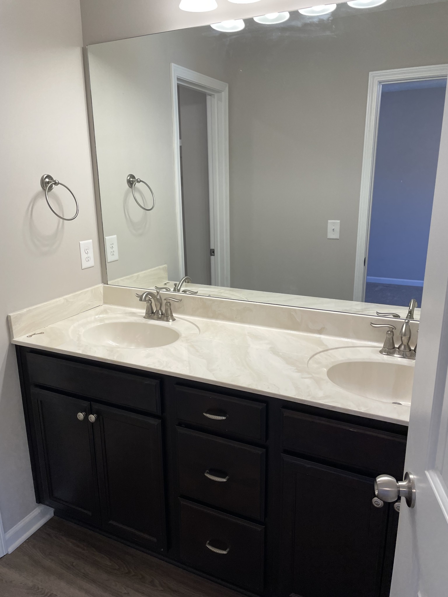 171 Ramsden Ave Property Photo 8