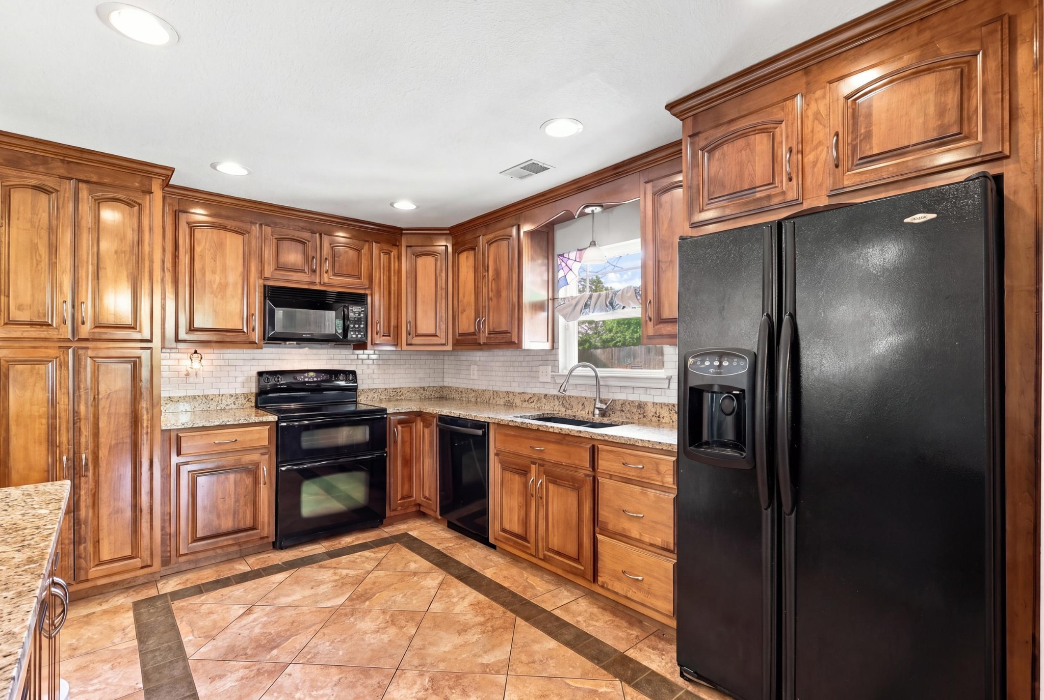120 Fern Avenue Property Photo 17