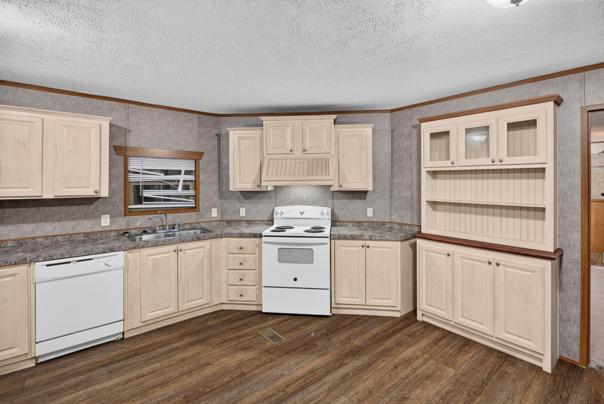 2501 Upper Caney Valley Rd Property Photo 10