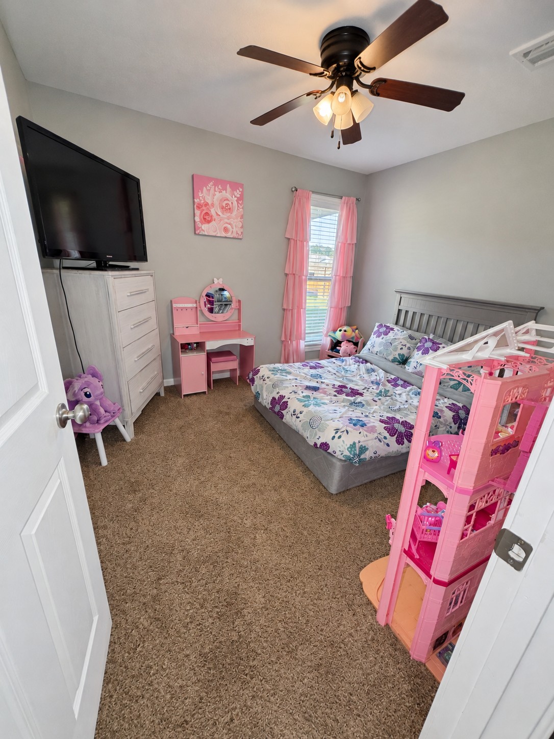 103 London Cv Property Photo 5
