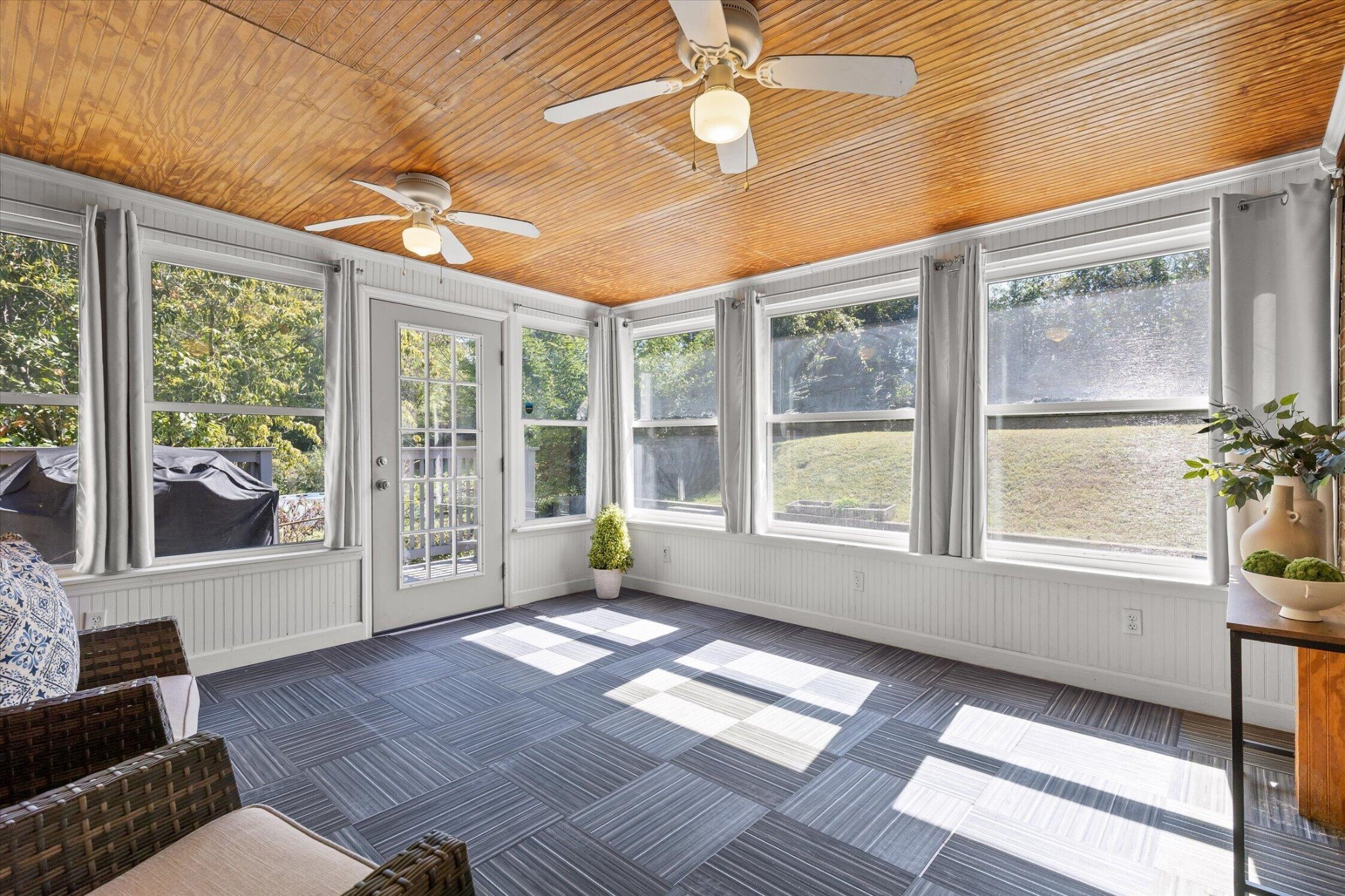 3606 Gleason Drive Property Photo 5