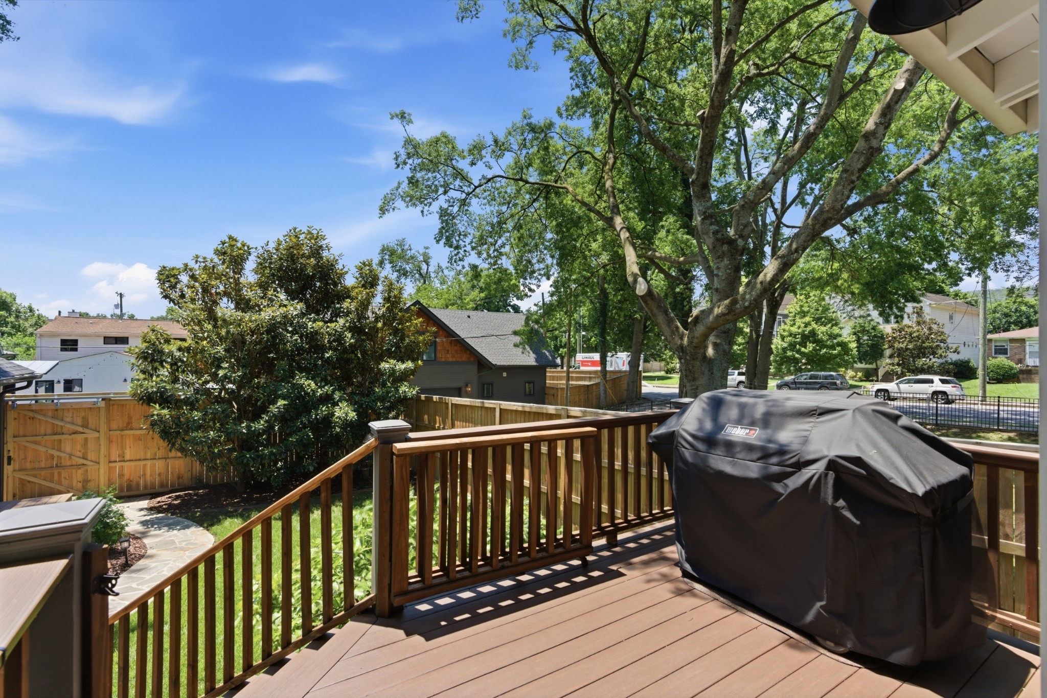 929 Lawrence Property Photo 37