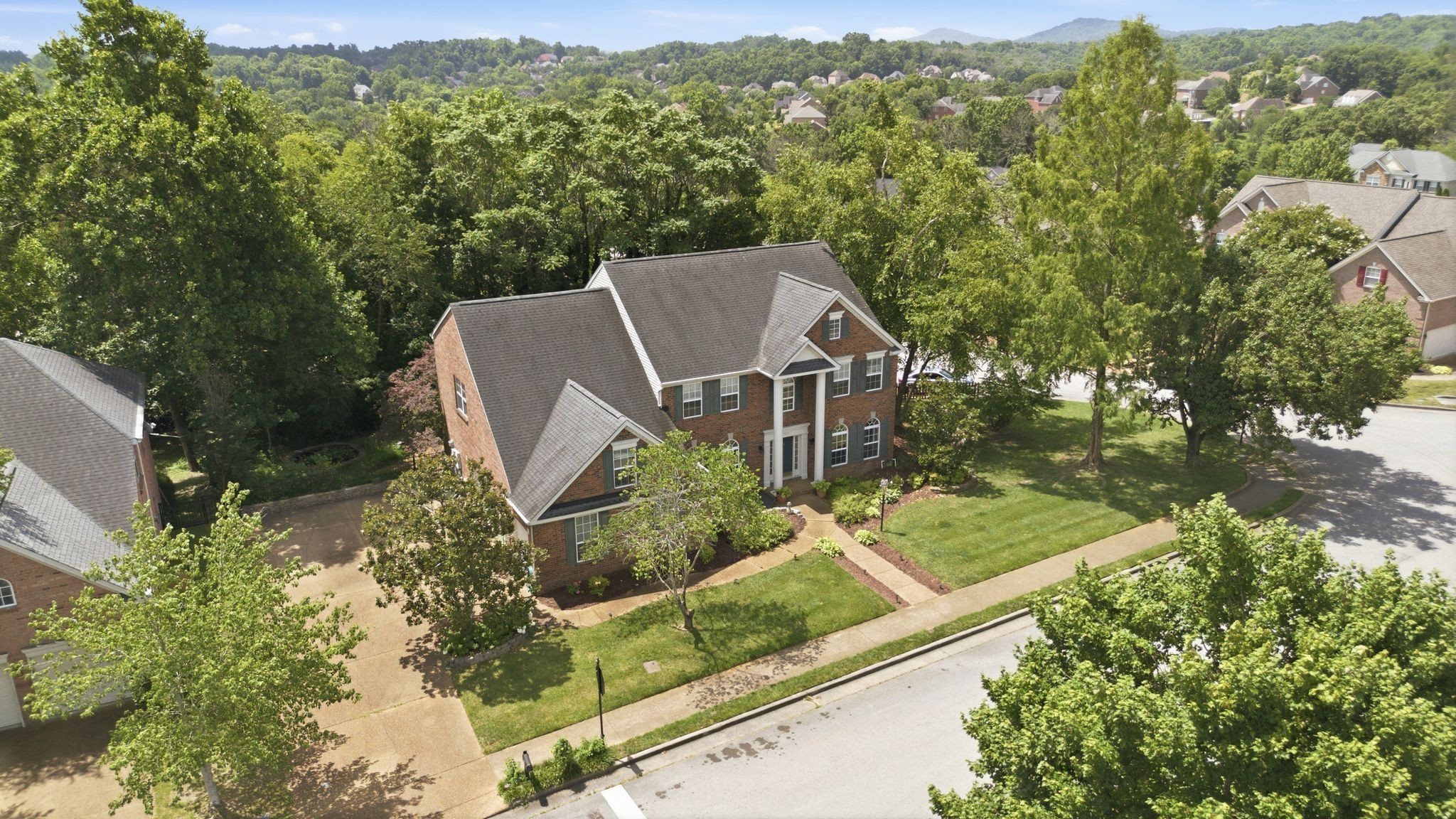 7001 Stone Run Dr Property Photo 42