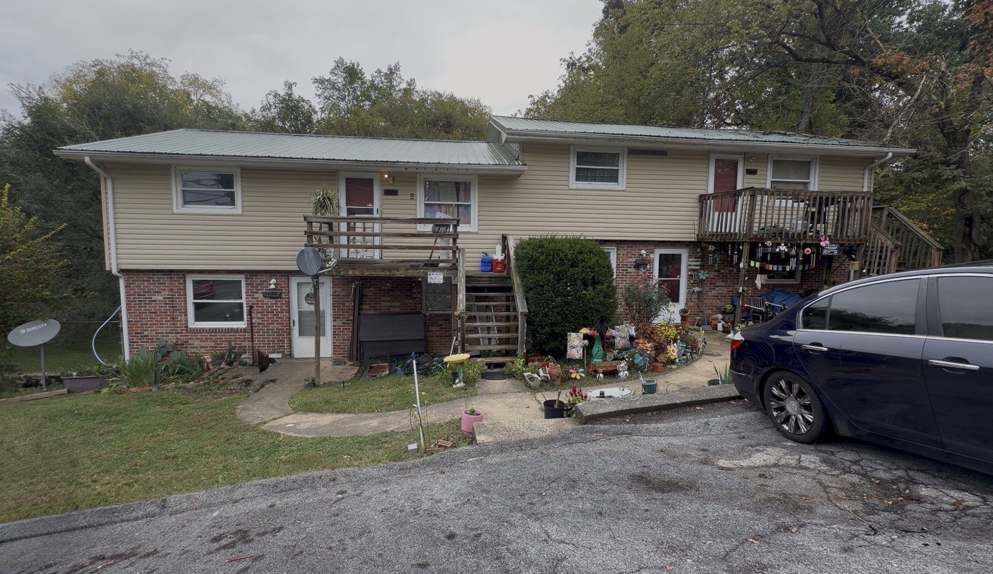 1157 Ridgecrest Ave Property Photo 1