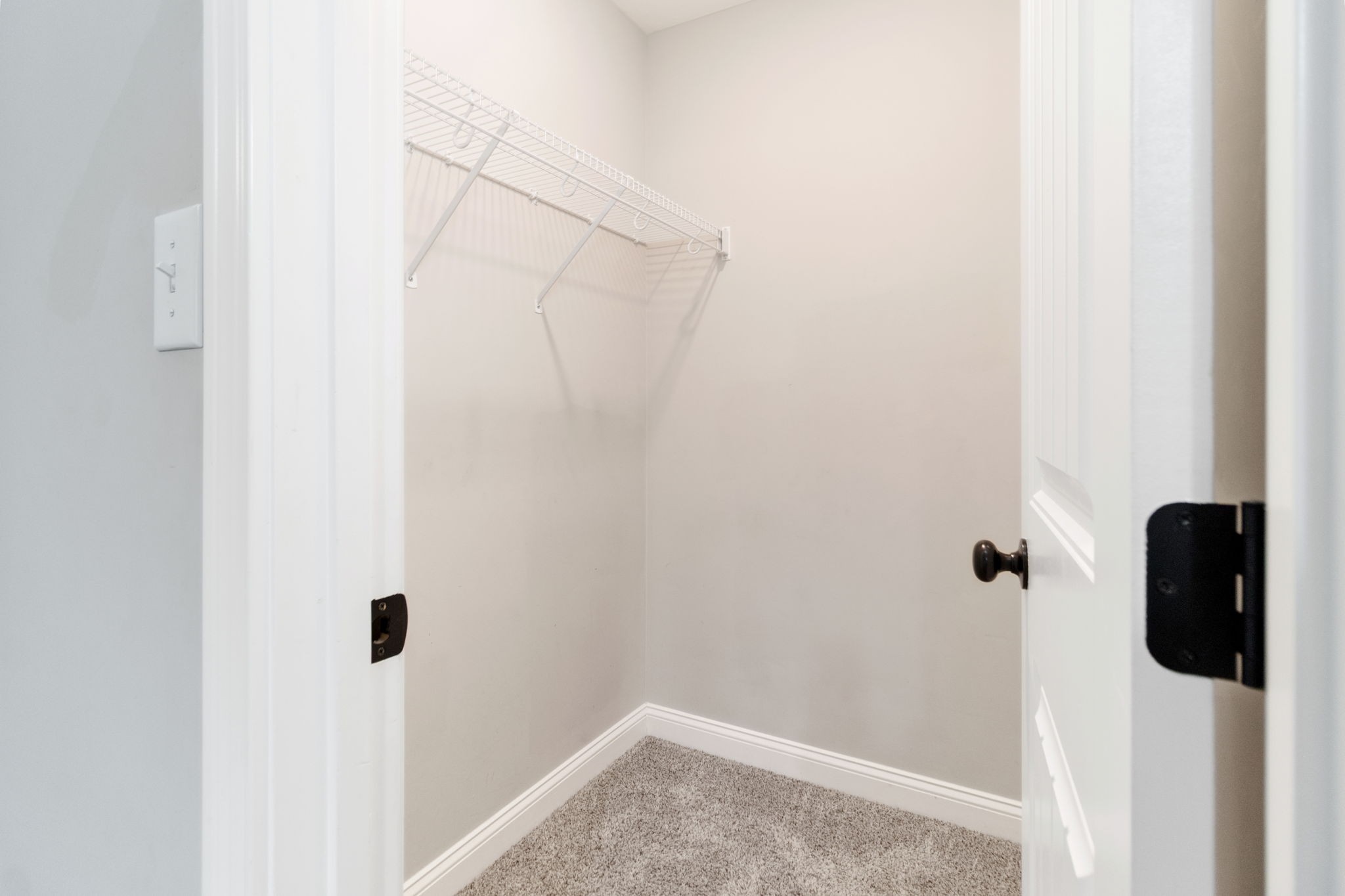 1072 Chagford Dr Property Photo 39