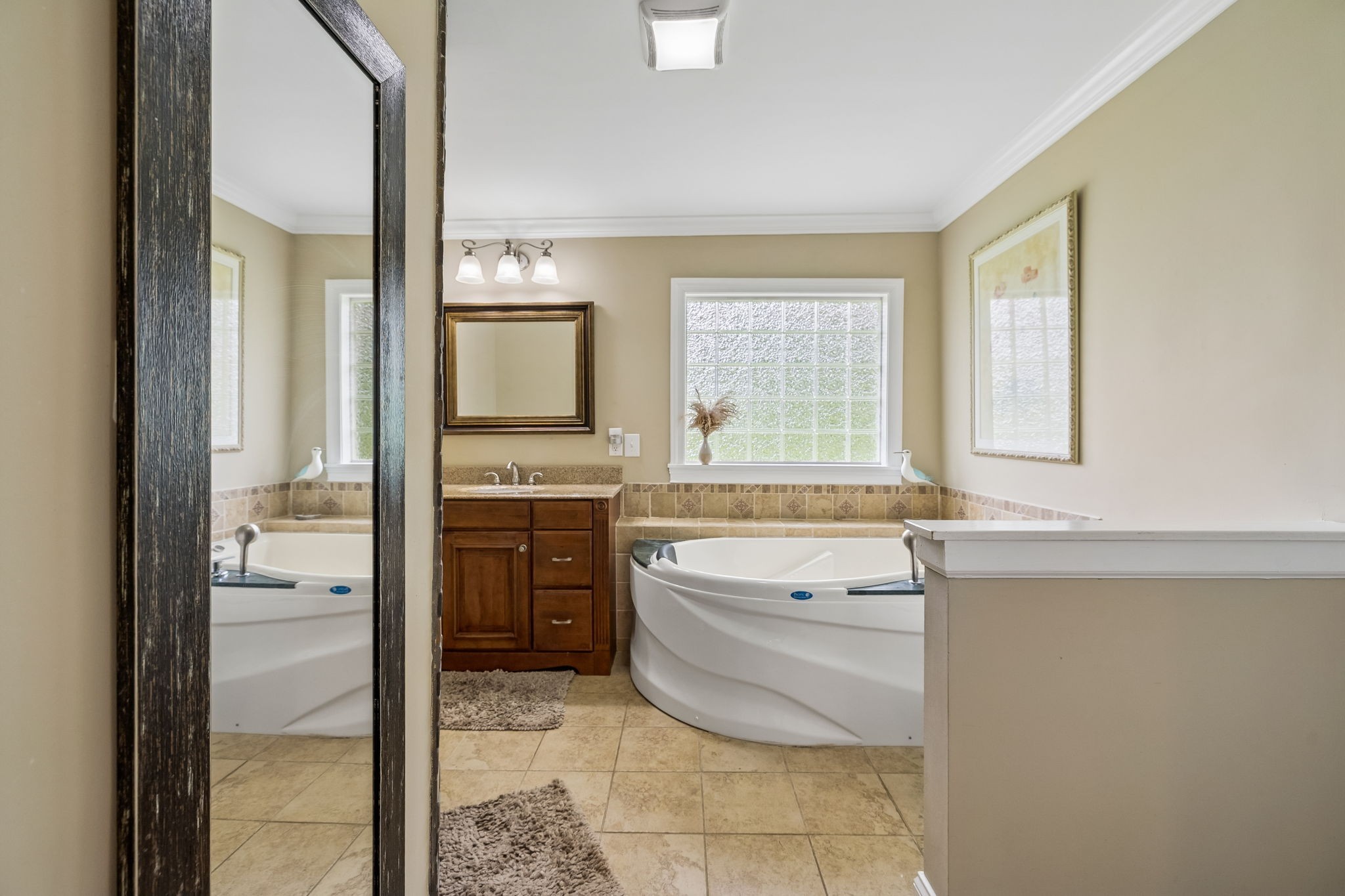 708 Glen Oaks Dr Property Photo 22