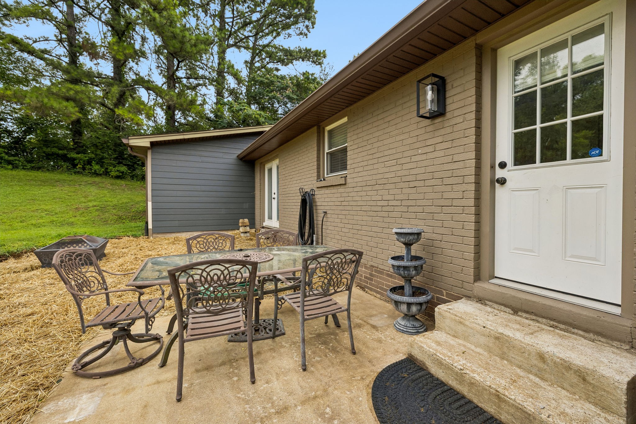 708 Glen Oaks Dr Property Photo 38
