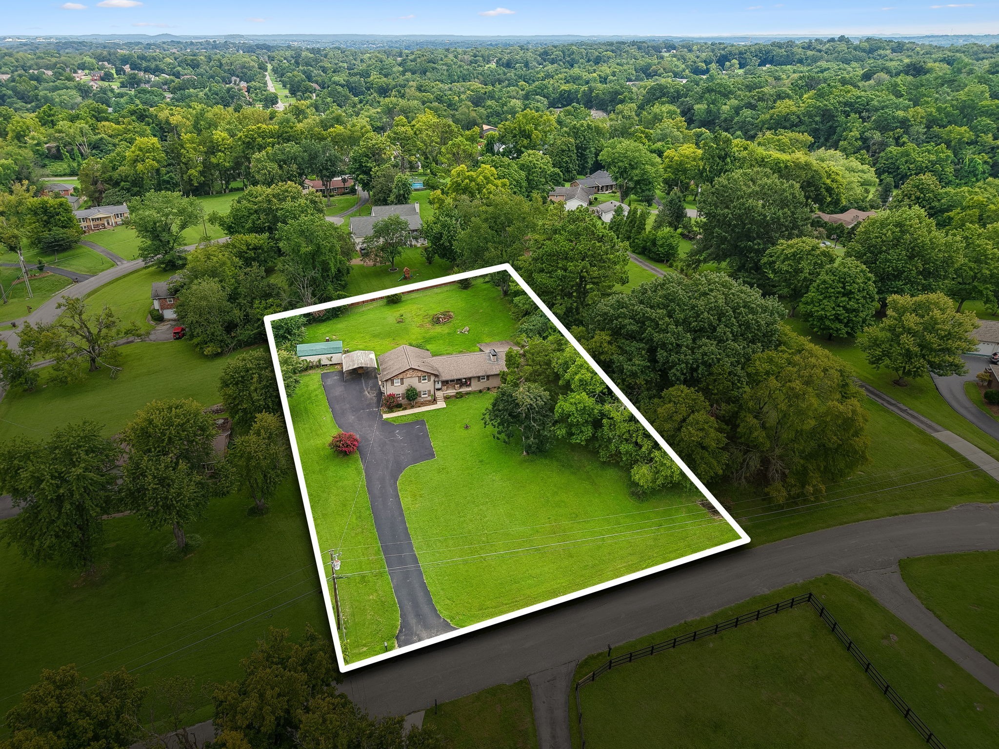 708 Glen Oaks Dr Property Photo 48