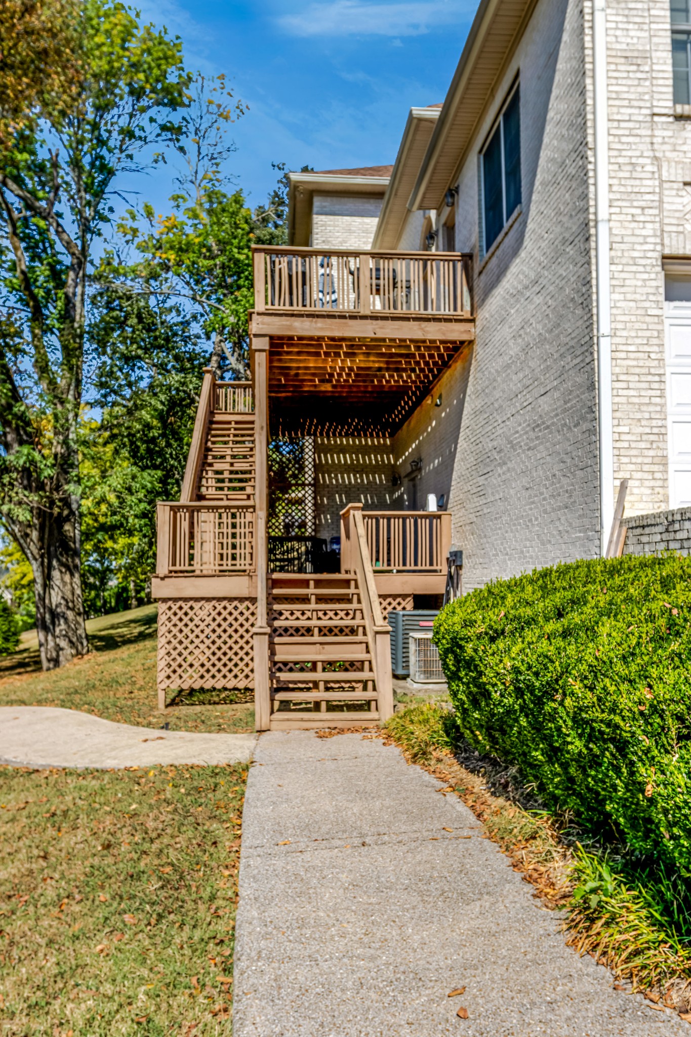 8105 Chaseview Ct Property Photo 7