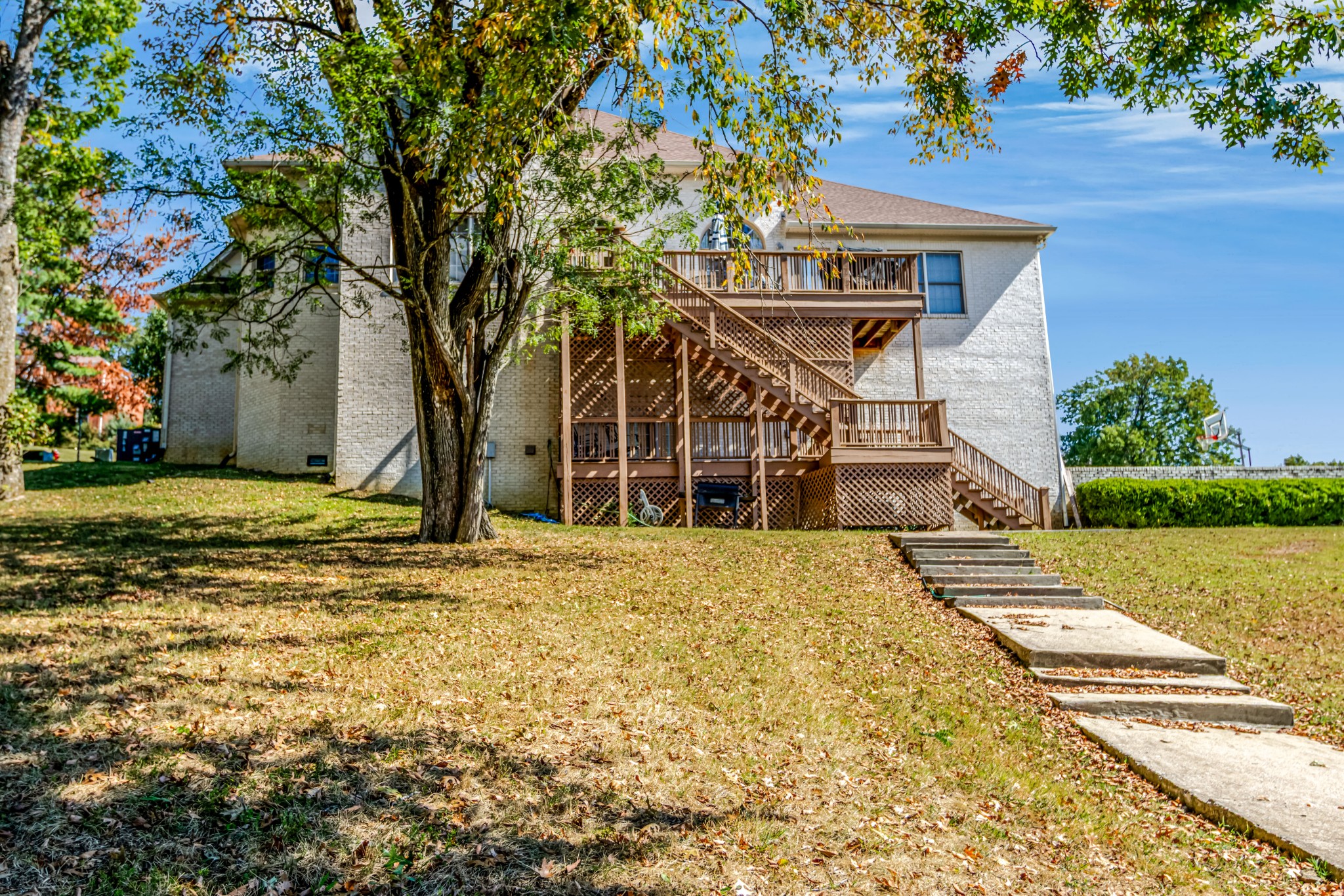 8105 Chaseview Ct Property Photo 9